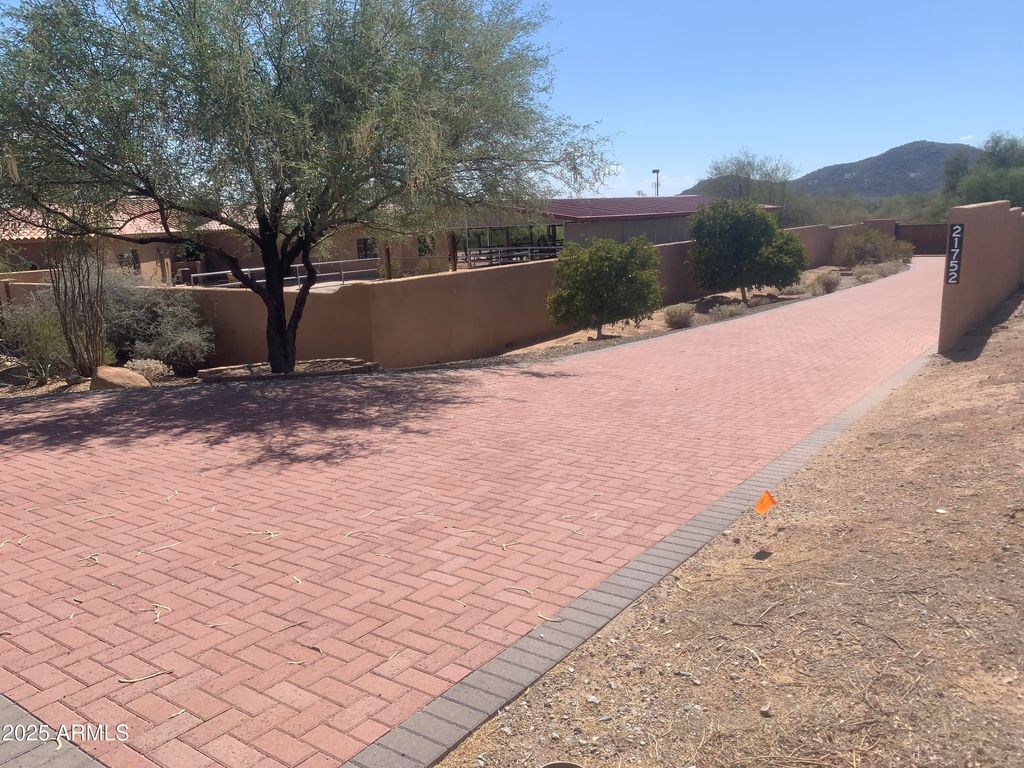 Photo of 21752 N 30th Way #001-S, Phoenix, AZ 85050 (MLS # 6900096)