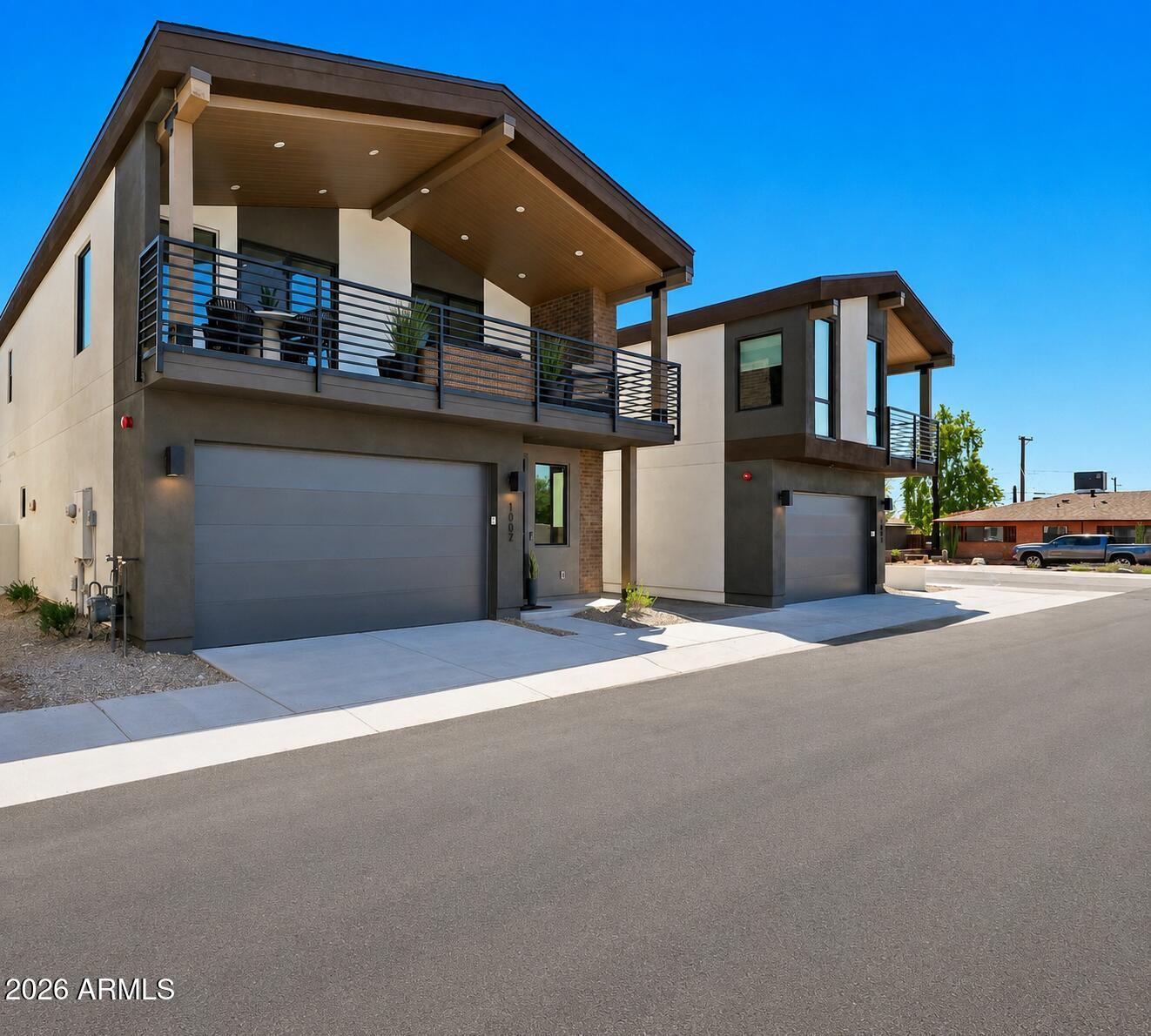7300 E Palm Lane 1002