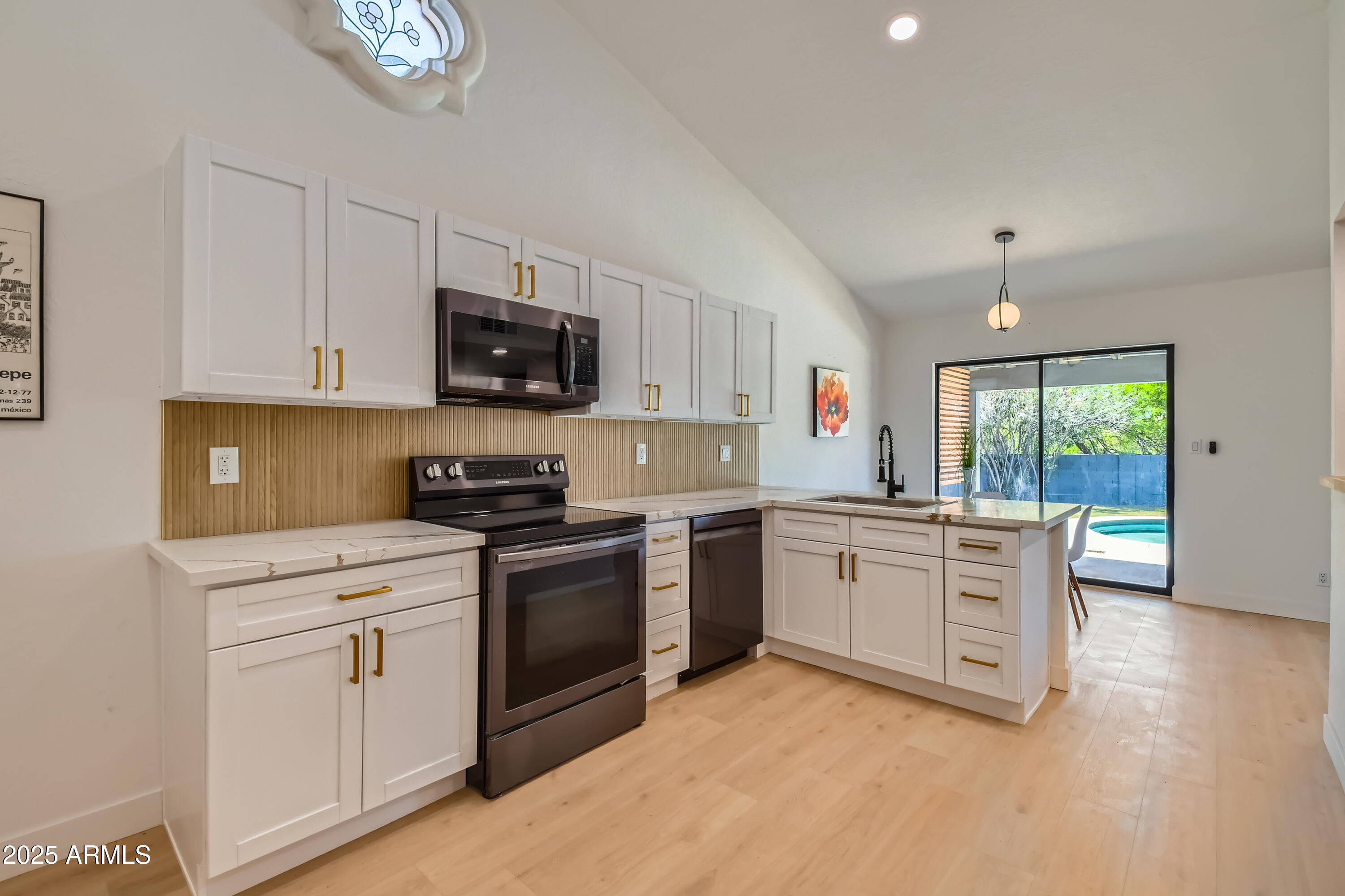 15258 N DELRAY Drive