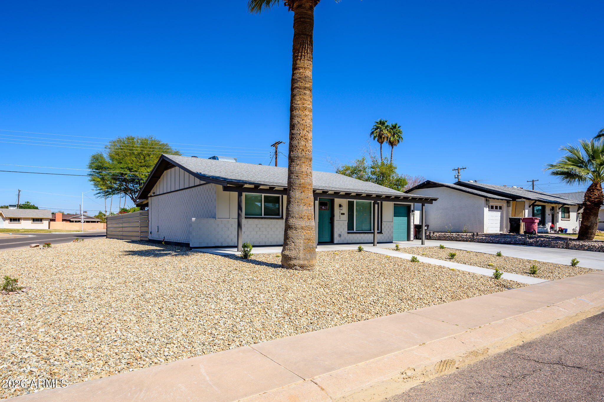 8702 E MONTE VISTA Road