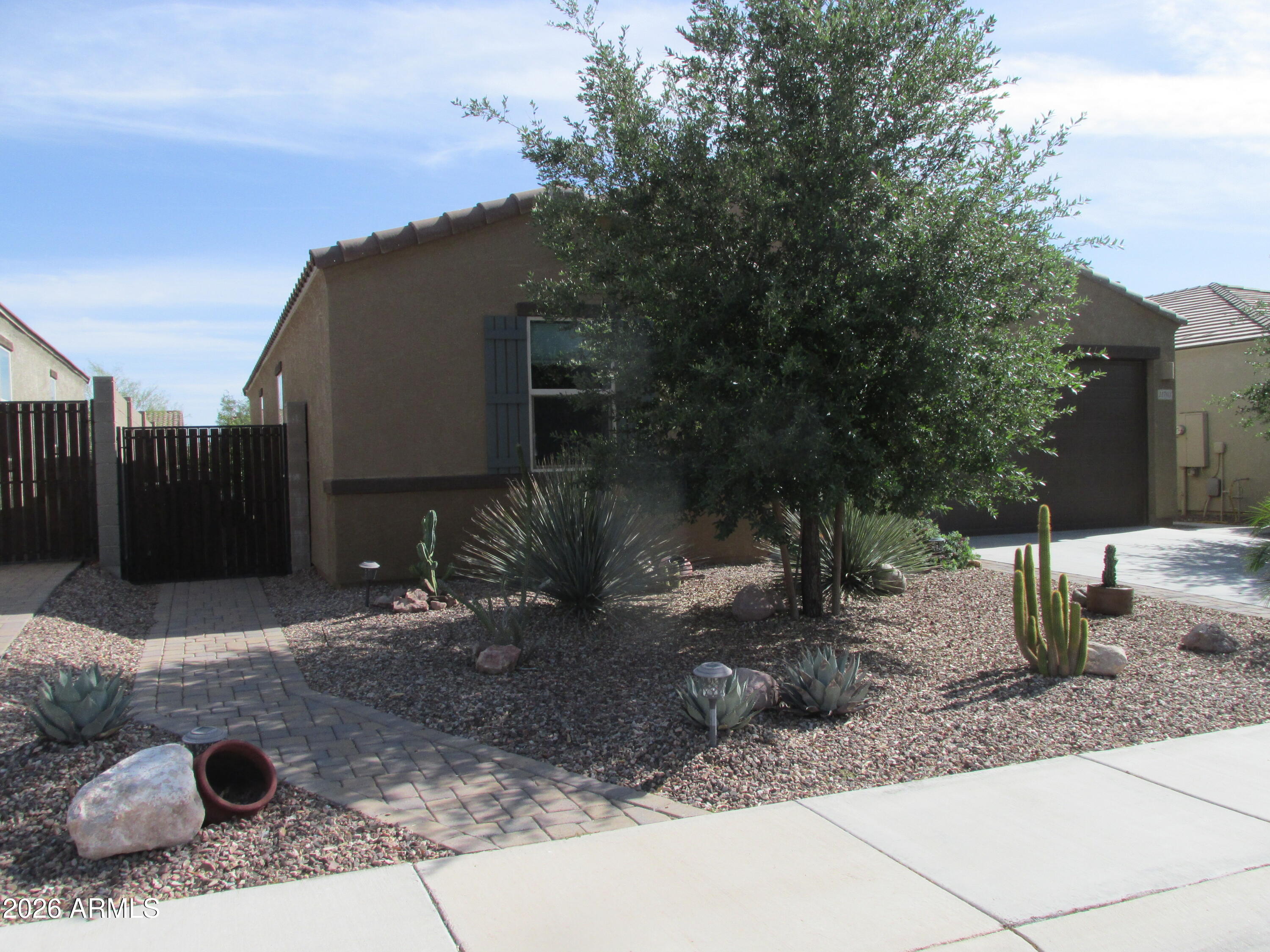 11703 E RED BUTTE --