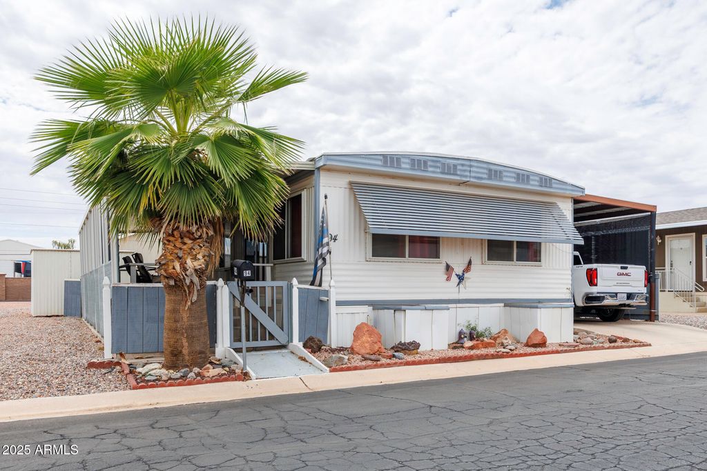 Photo of 426 W Cottonwood Lane #94, Casa Grande, AZ 85122 (MLS # 6923230)