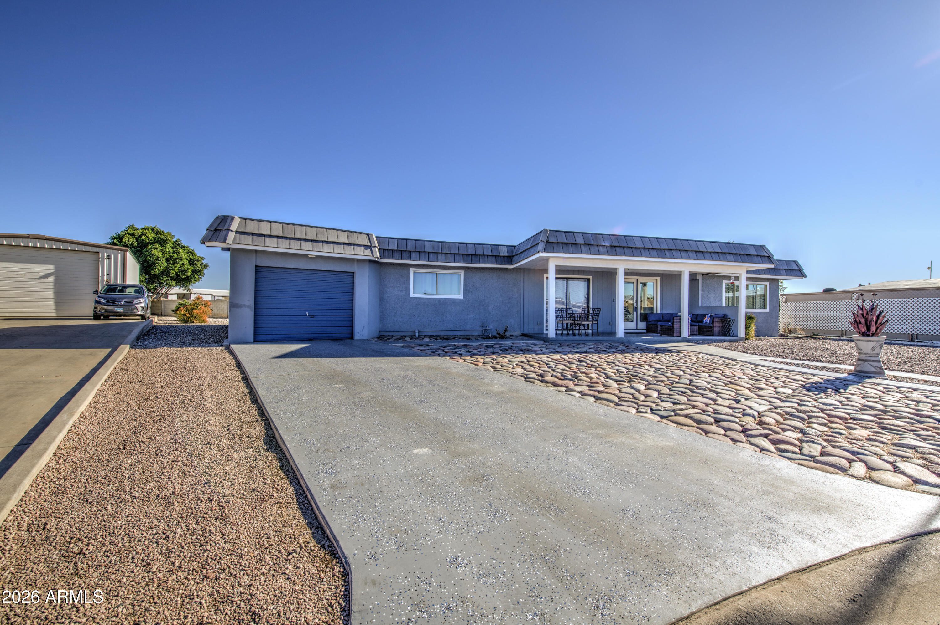 7263 E AZALEA Avenue