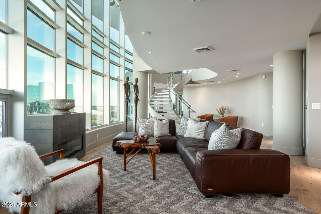 BRIDGEVIEW AT HAYDEN FERRY LAKESIDE CONDOMINIUM AM - Residential