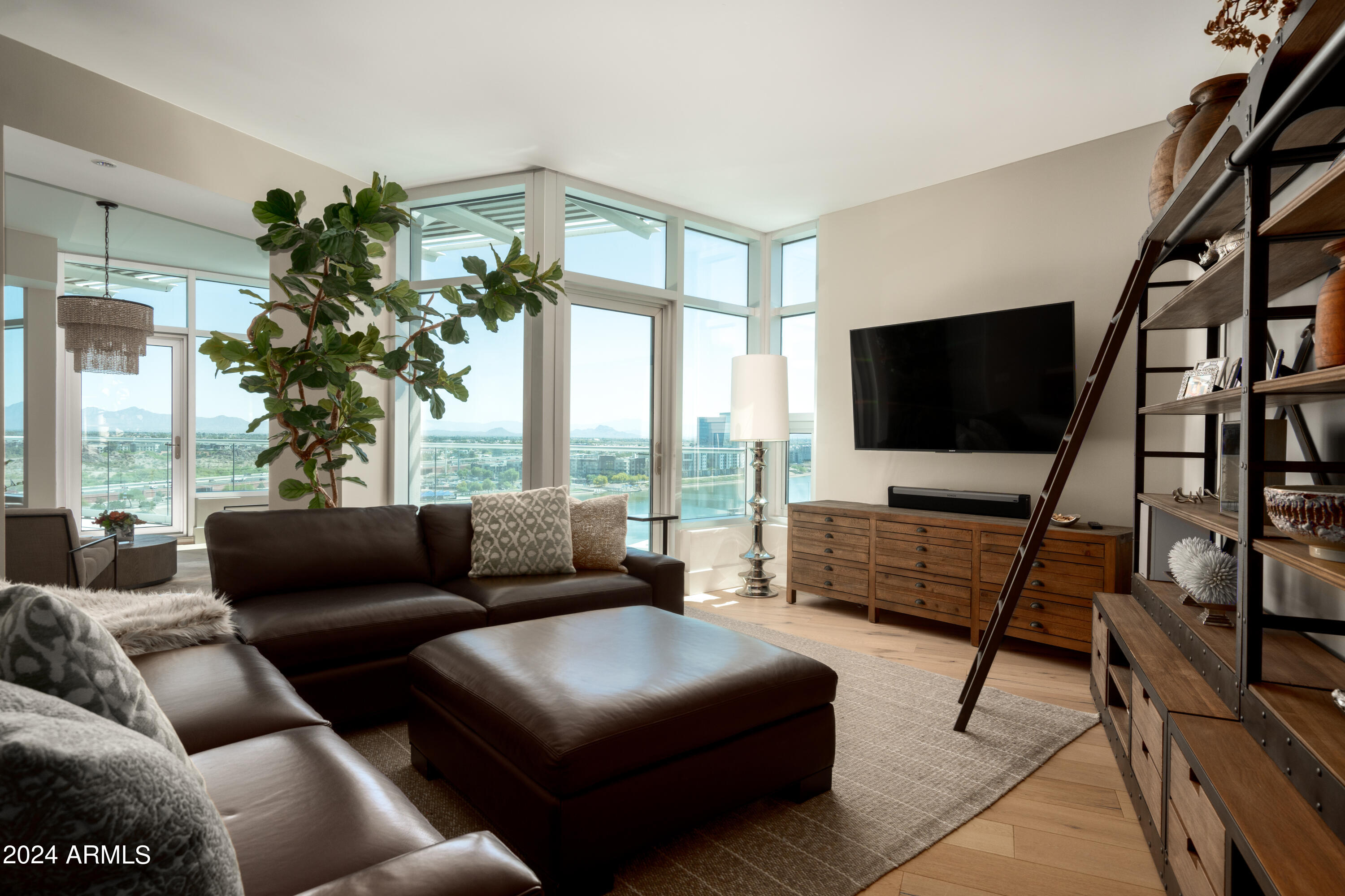 BRIDGEVIEW AT HAYDEN FERRY LAKESIDE CONDOMINIUM AM - Residential