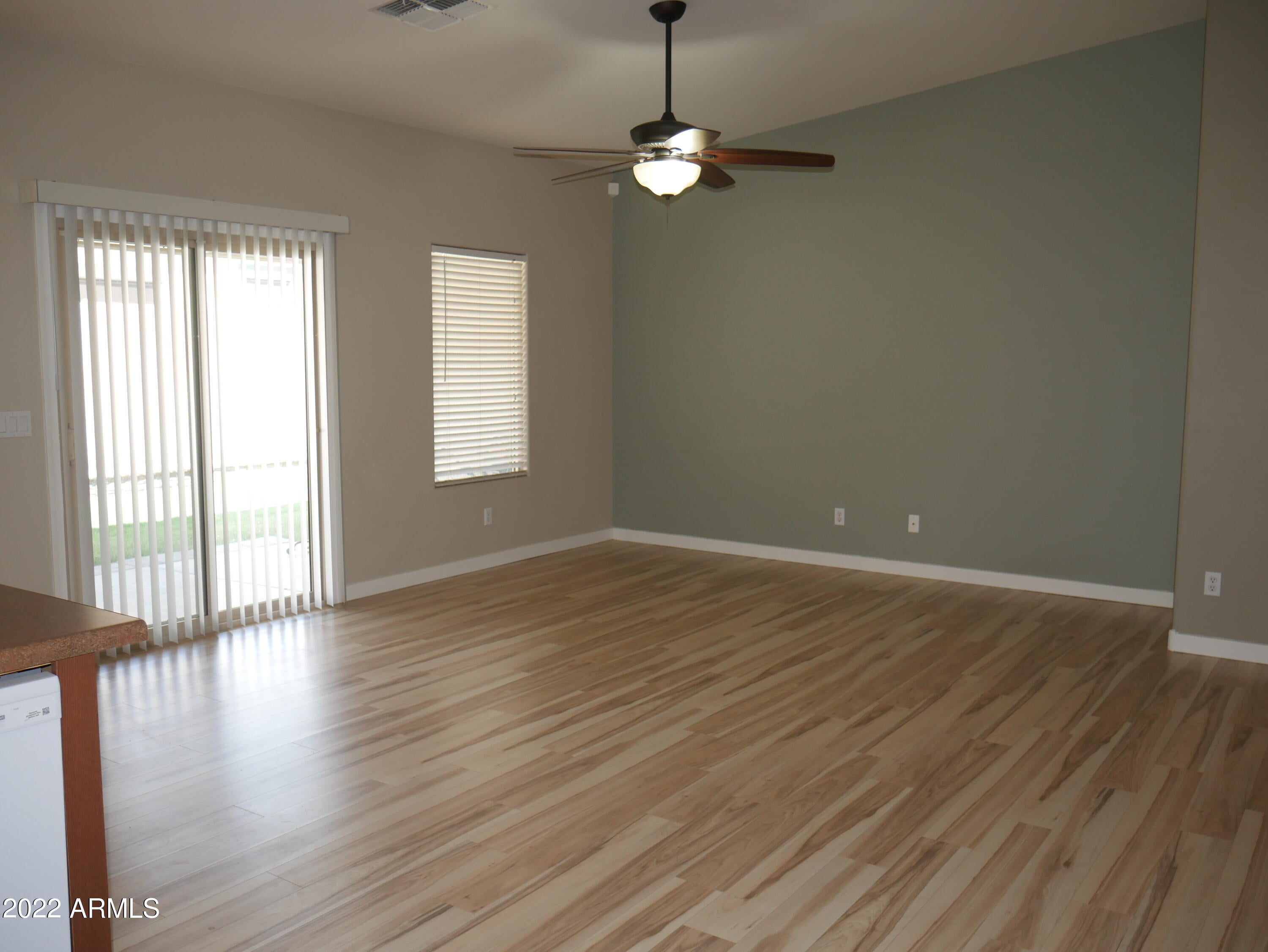 2190 E MOHAVE Lane