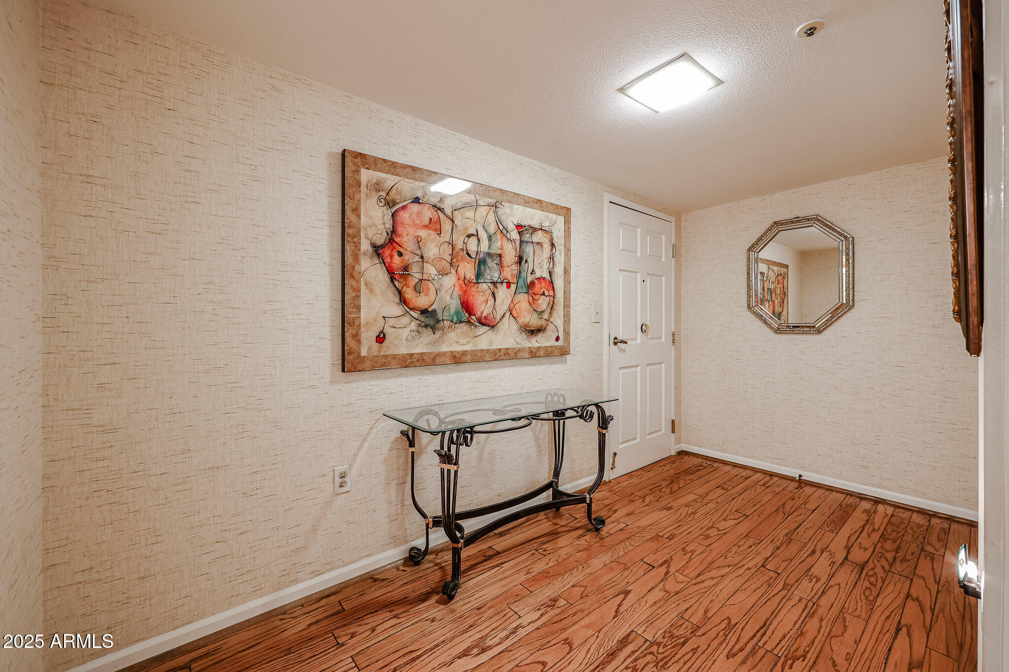 10330 W THUNDERBIRD Boulevard A321