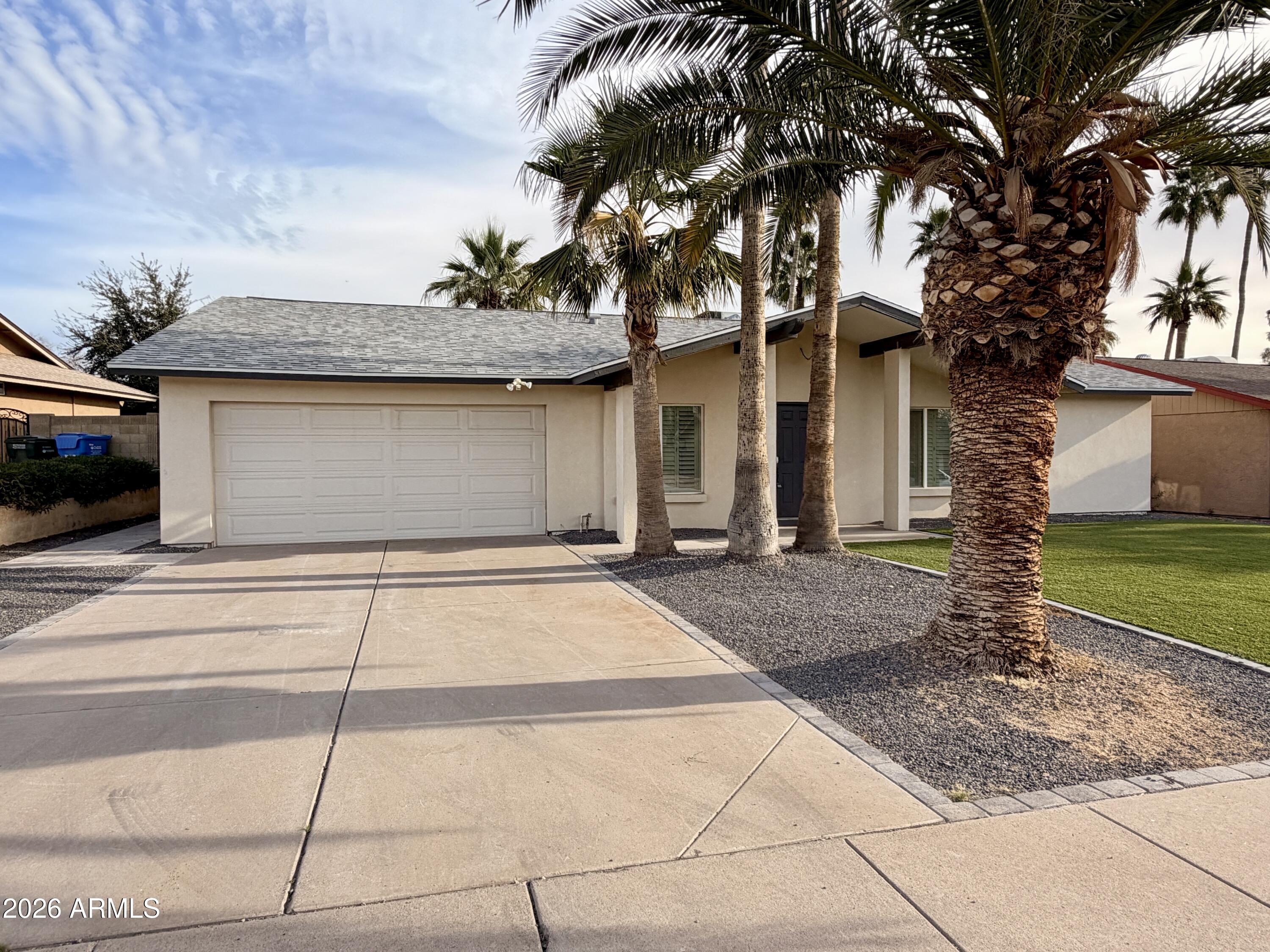 5022 E Salinas Street