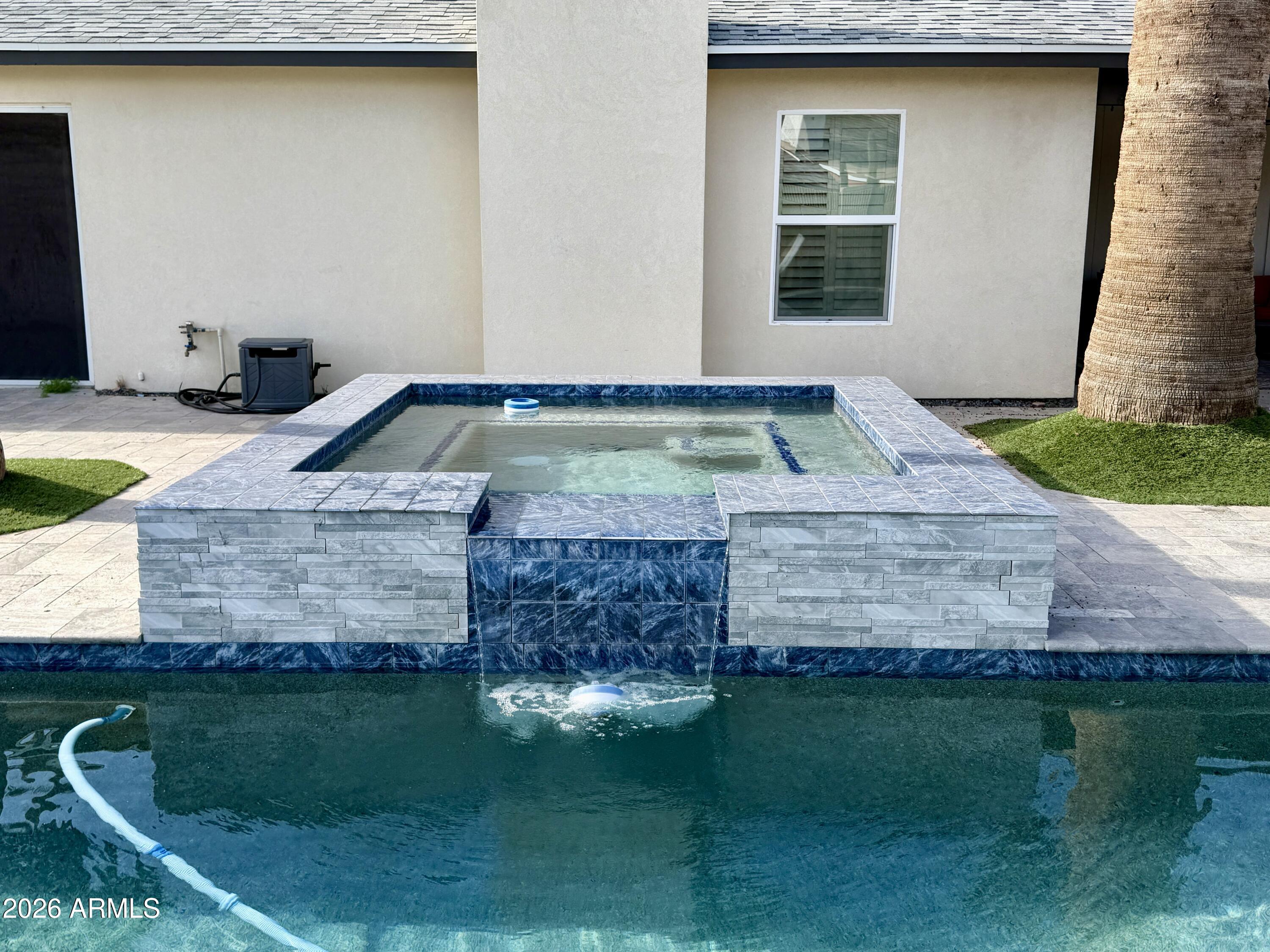 5022 E Salinas Street