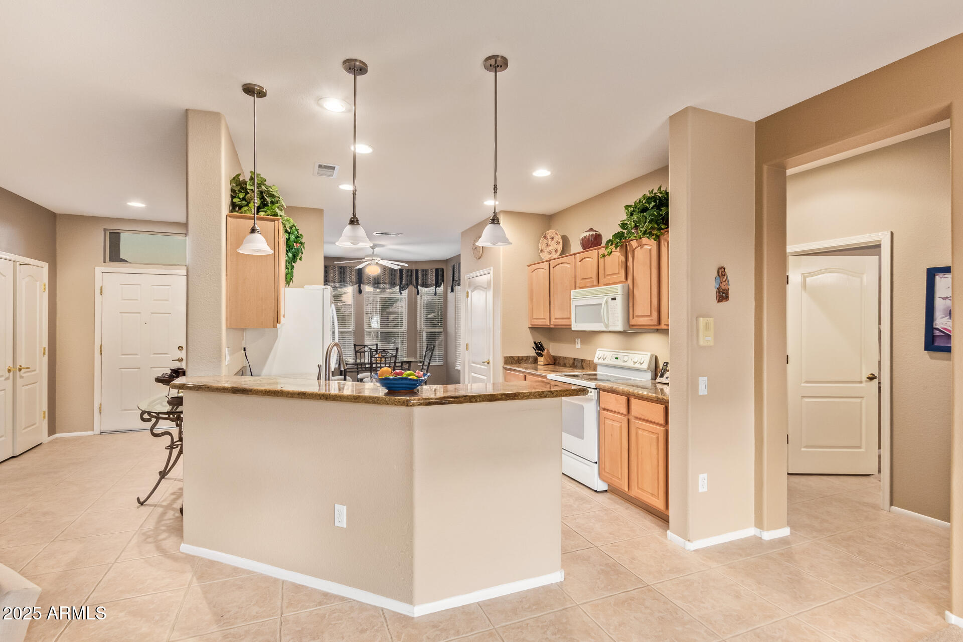 15829 W BRIDGEWOOD Drive