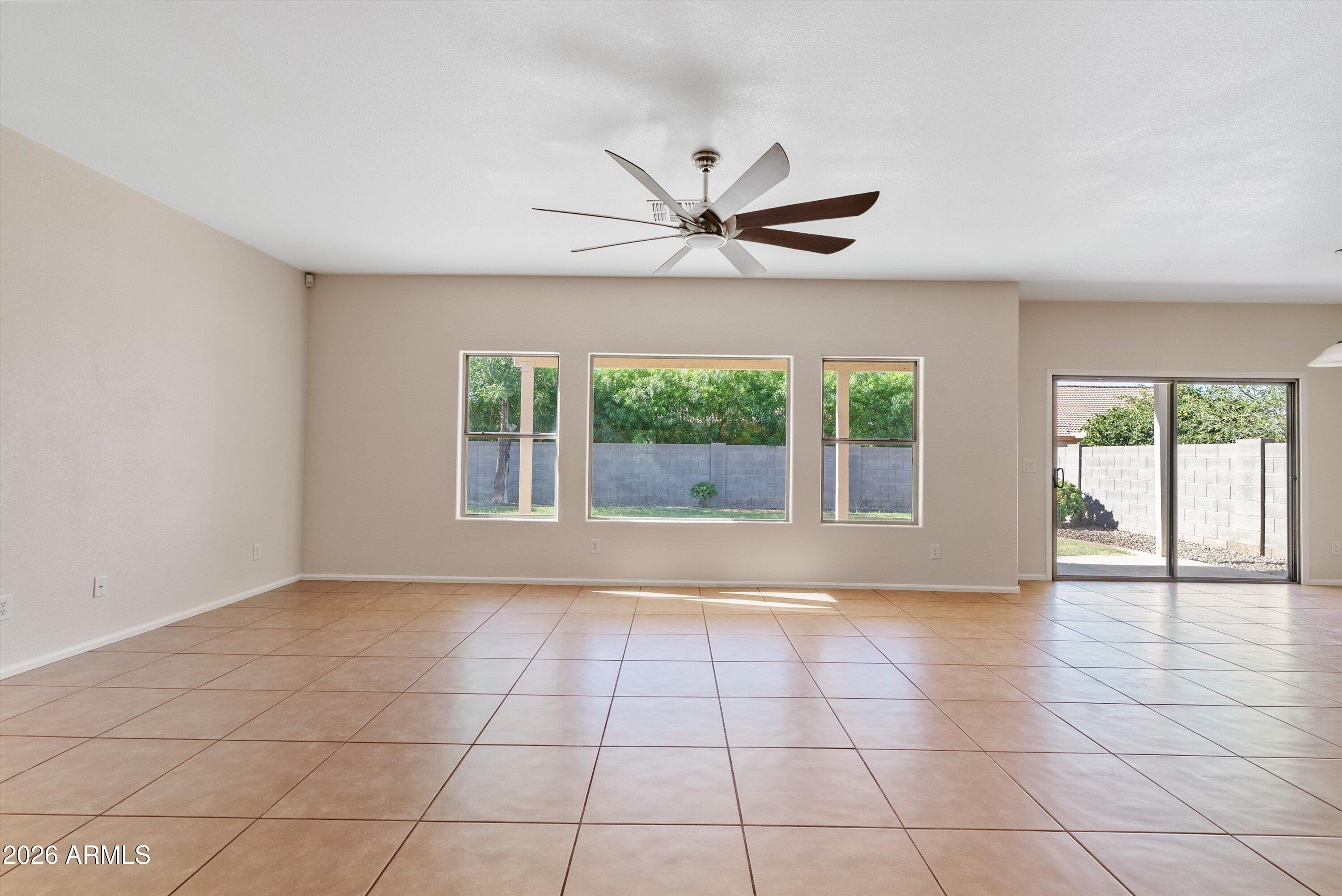 3645 E CAMDEN Avenue