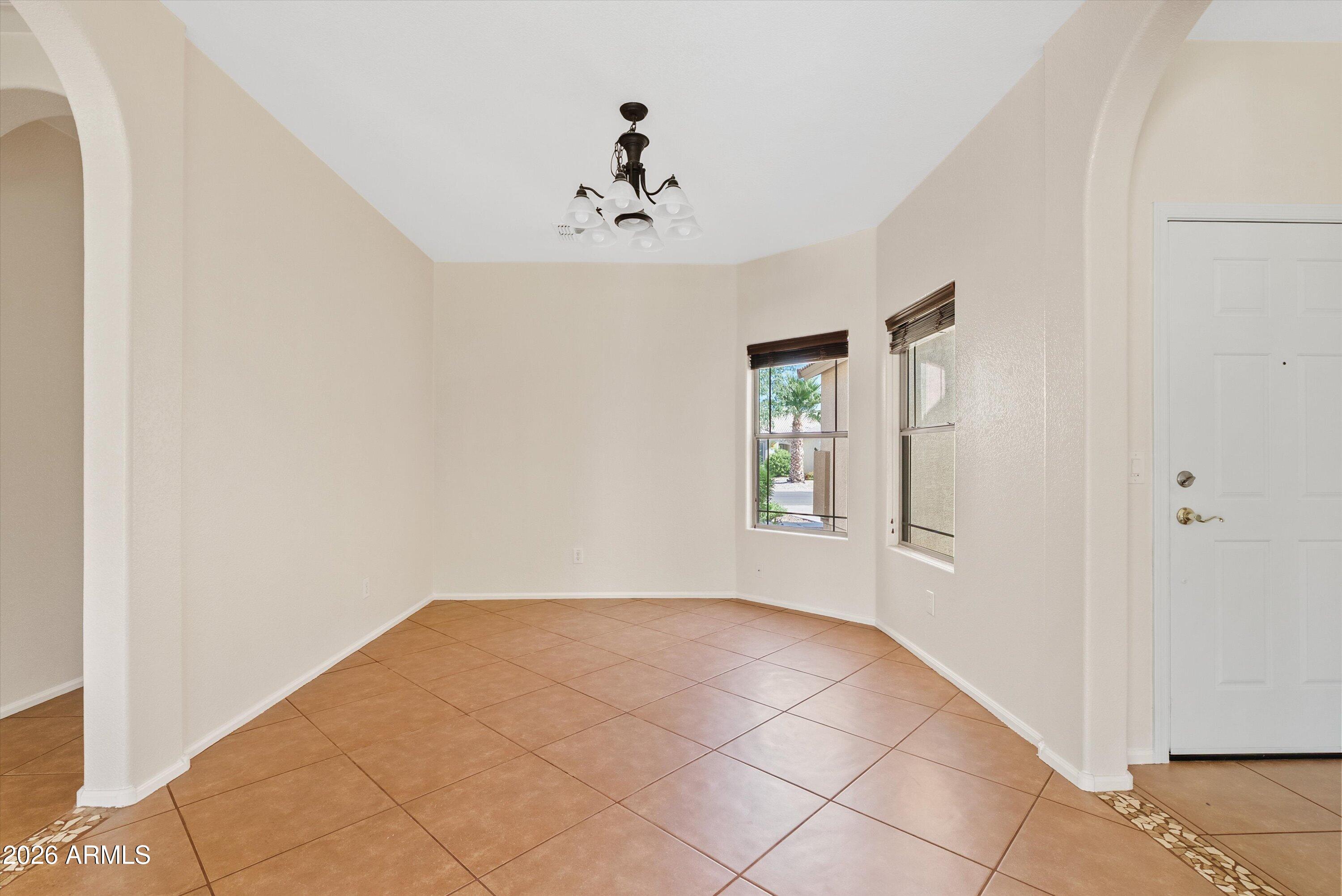 3645 E CAMDEN Avenue