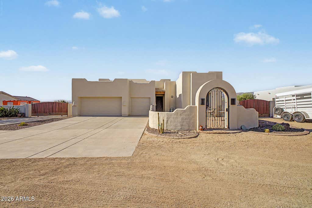 Photo of 1120 E Circle Mountain Road, New River, AZ 85087 (MLS # 7046511)