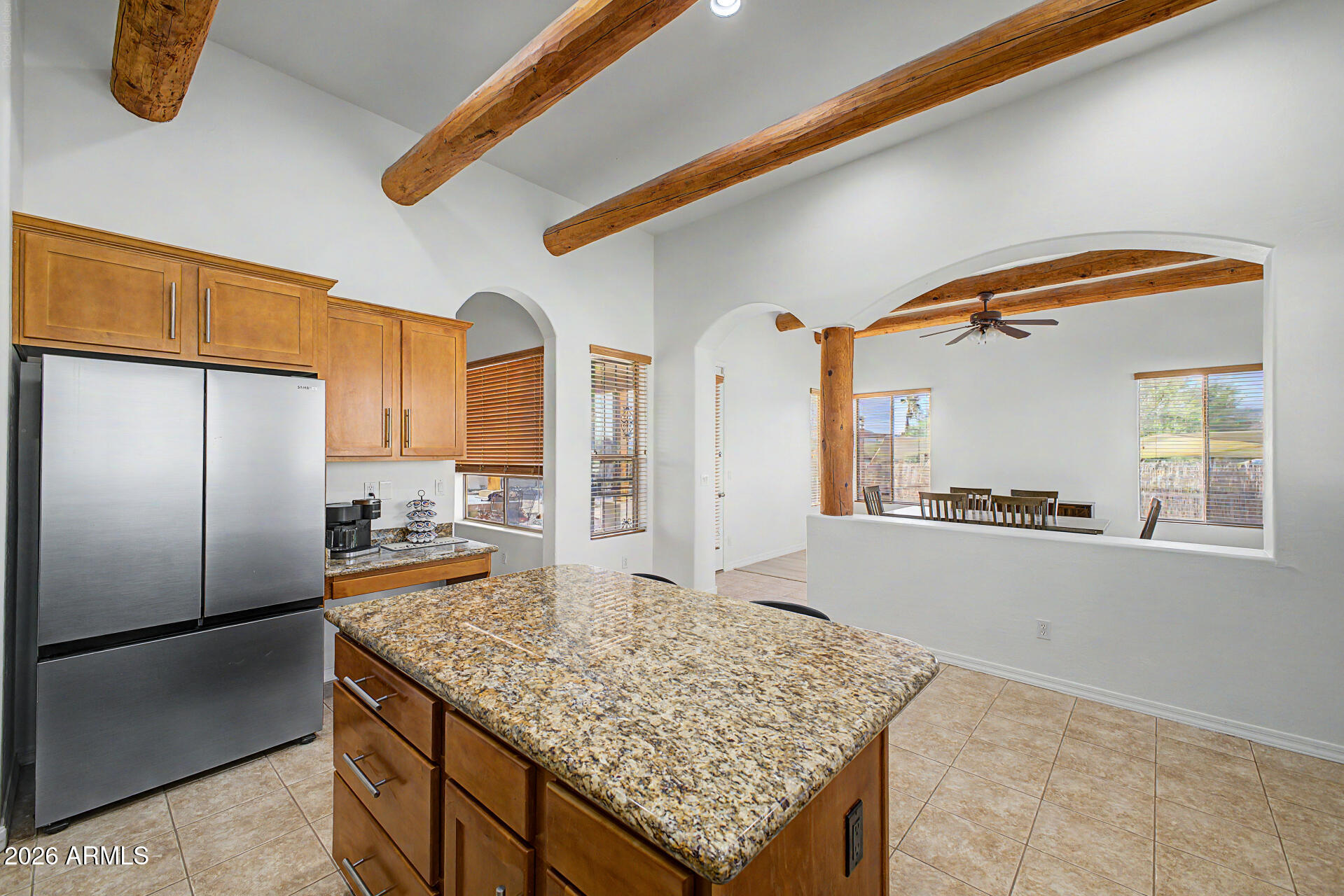 1120 E CIRCLE MOUNTAIN Road
