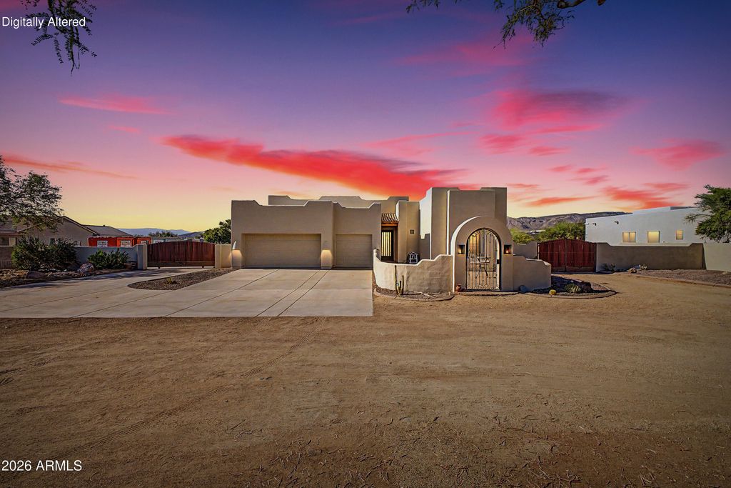 Photo of 1120 E Circle Mountain Road, New River, AZ 85087 (MLS # 7046511)