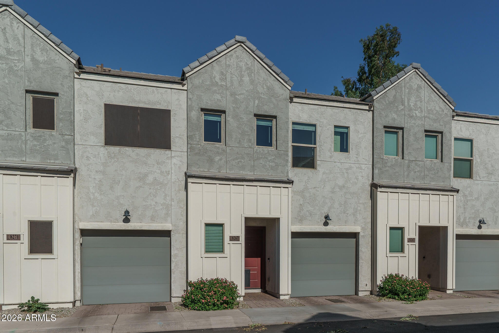 8267 N 22ND Drive
