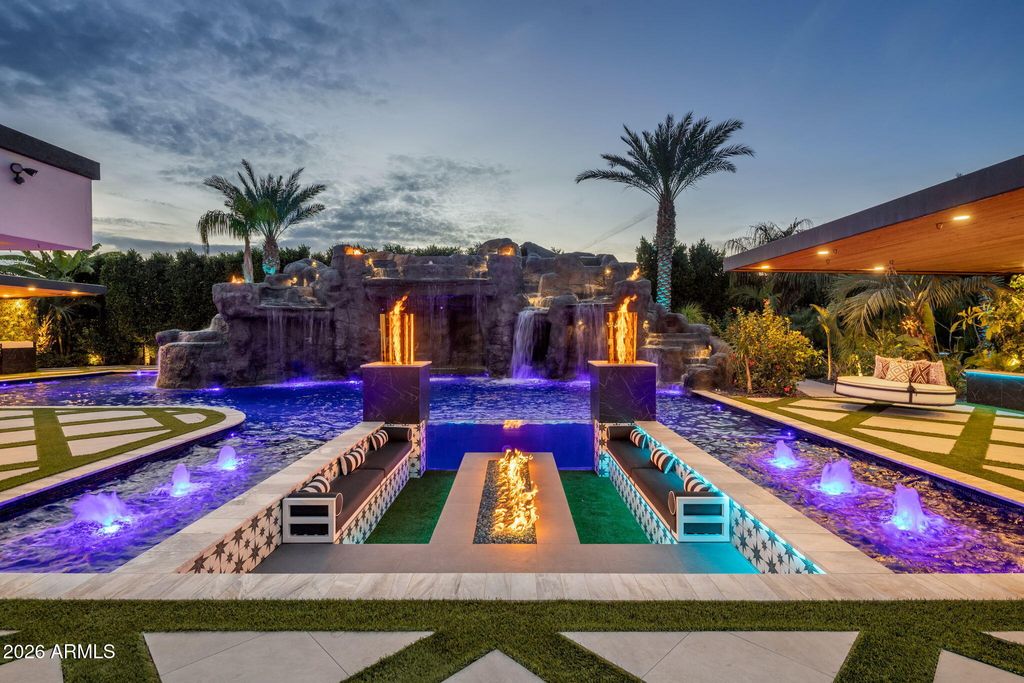 Photo of 2578 E Claxton Road, Gilbert, AZ 85297 (MLS # 6992968)