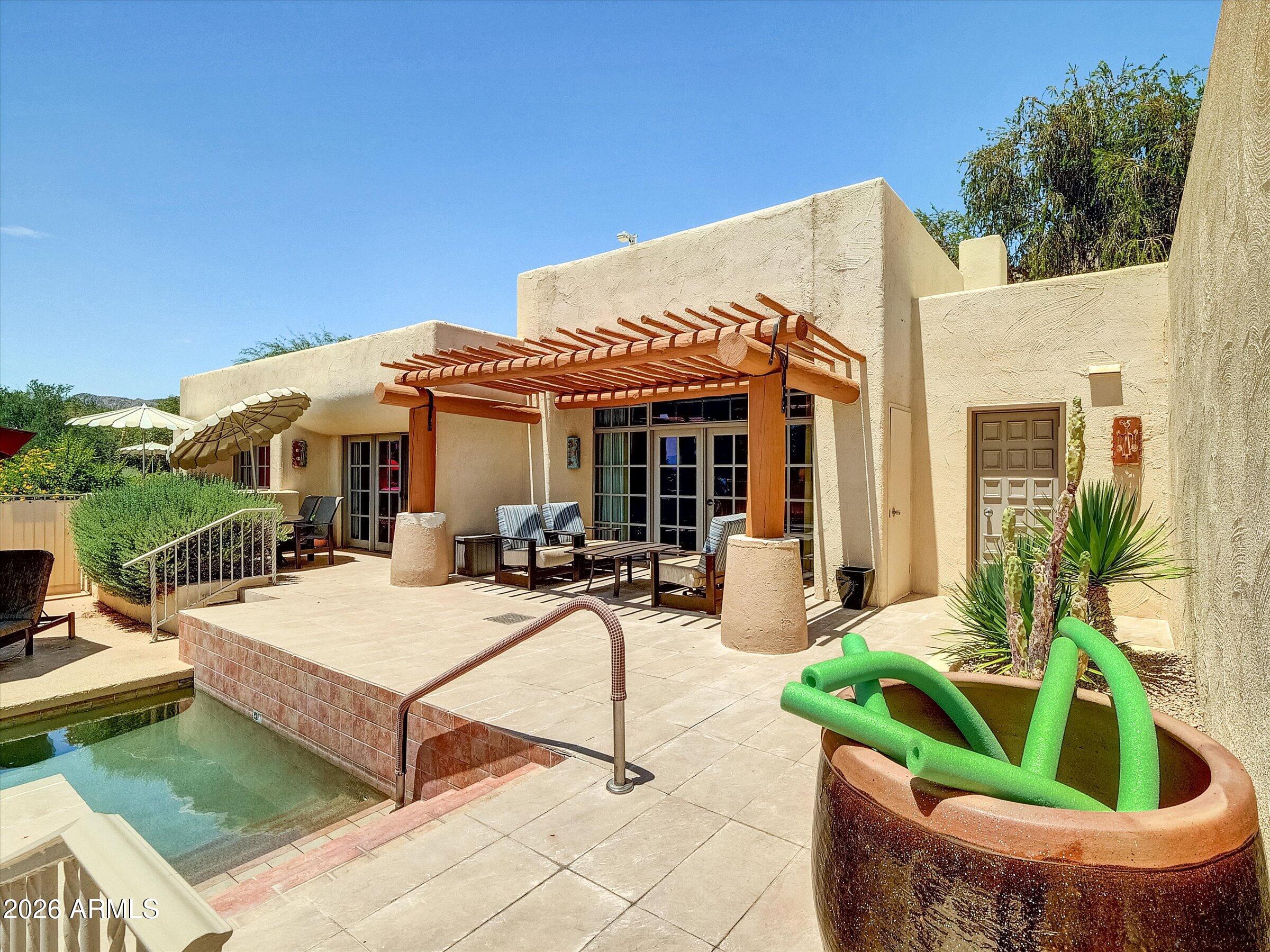 MARRIOT RESORT HOTEL CONDOMINIUM CAMELBACK INN PHA - Commercial Sale
