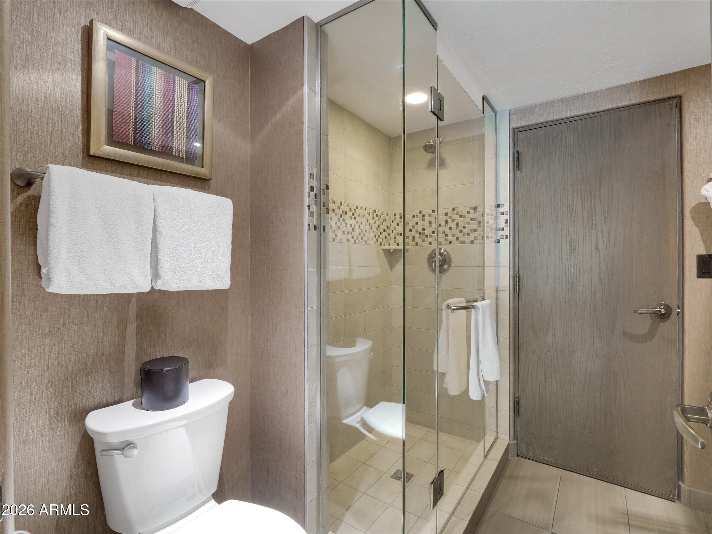 MARRIOT RESORT HOTEL CONDOMINIUM CAMELBACK INN PHA - Commercial Sale