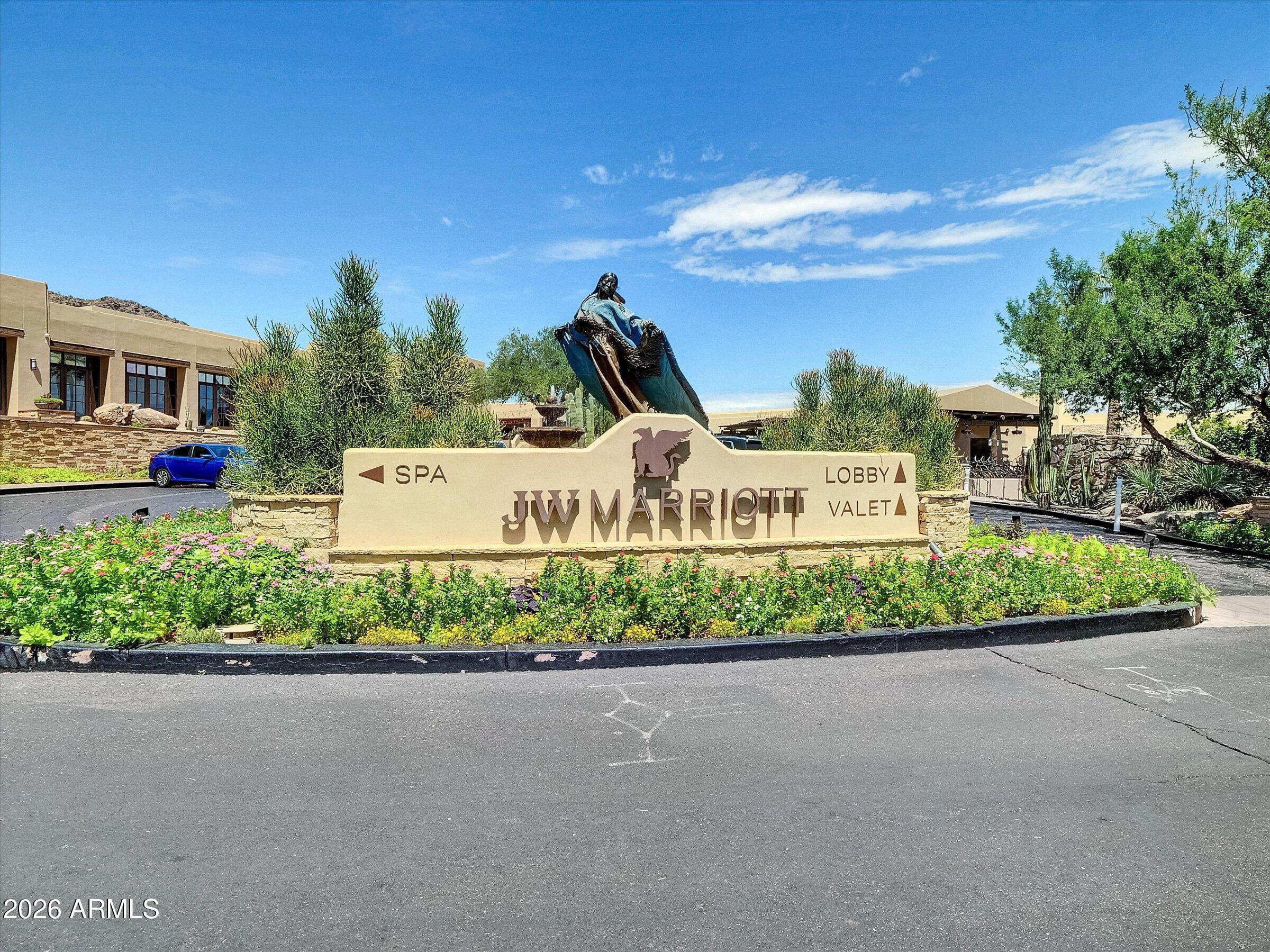 MARRIOT RESORT HOTEL CONDOMINIUM CAMELBACK INN PHA - Commercial Sale