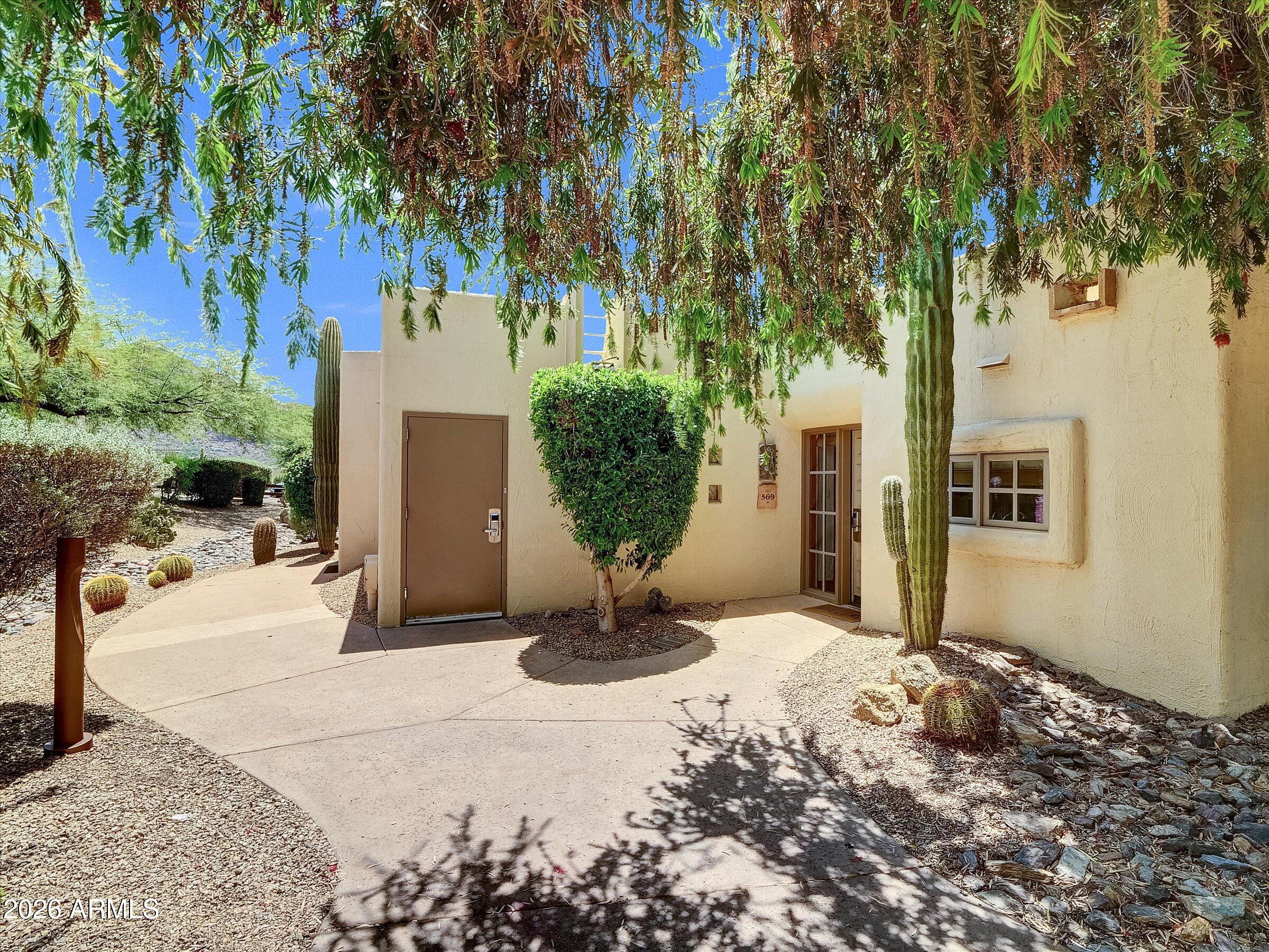 MARRIOT RESORT HOTEL CONDOMINIUM CAMELBACK INN PHA - Commercial Sale