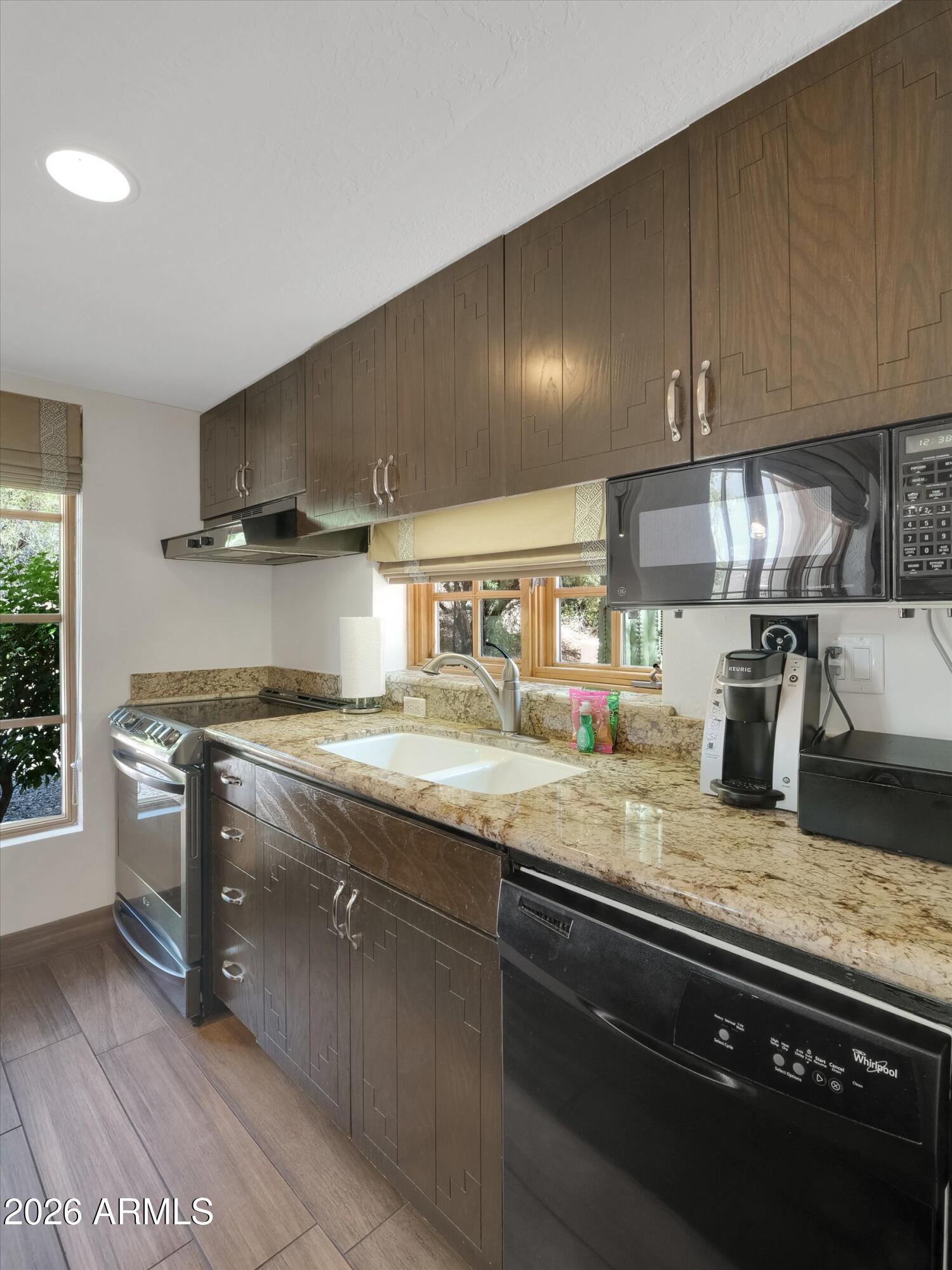 MARRIOT RESORT HOTEL CONDOMINIUM CAMELBACK INN PHA - Commercial Sale