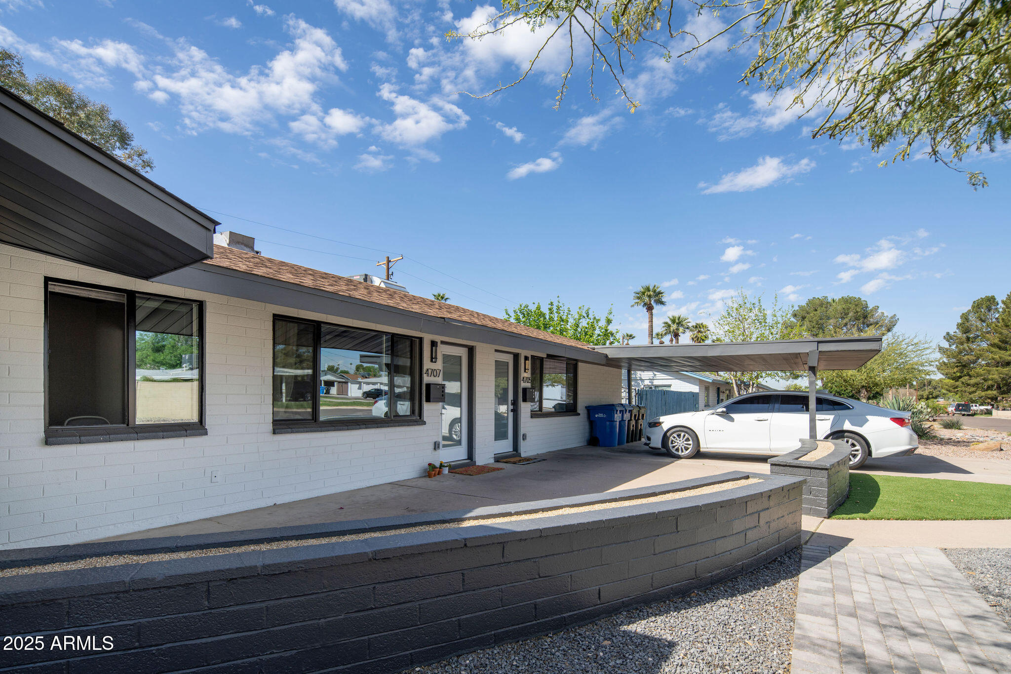 4705 E Hubbell Street