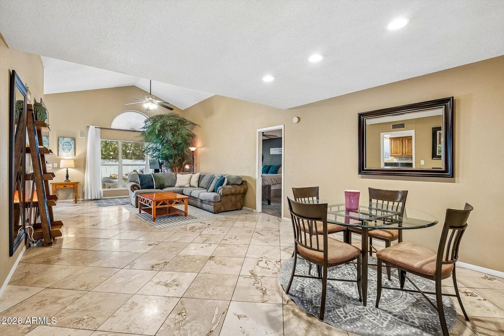 Photo of 413 E Kristal Way, Phoenix, AZ 85024 (MLS # 7030321)