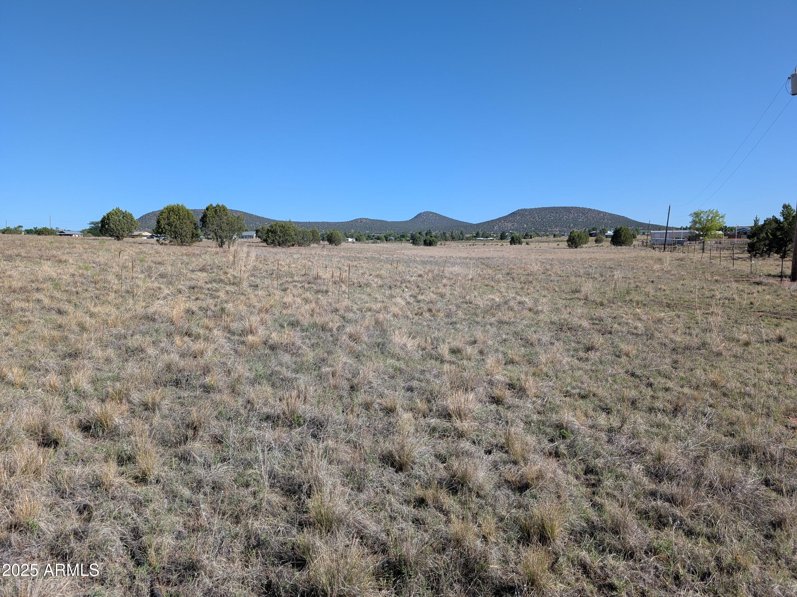 279 E Hubbard Lane -