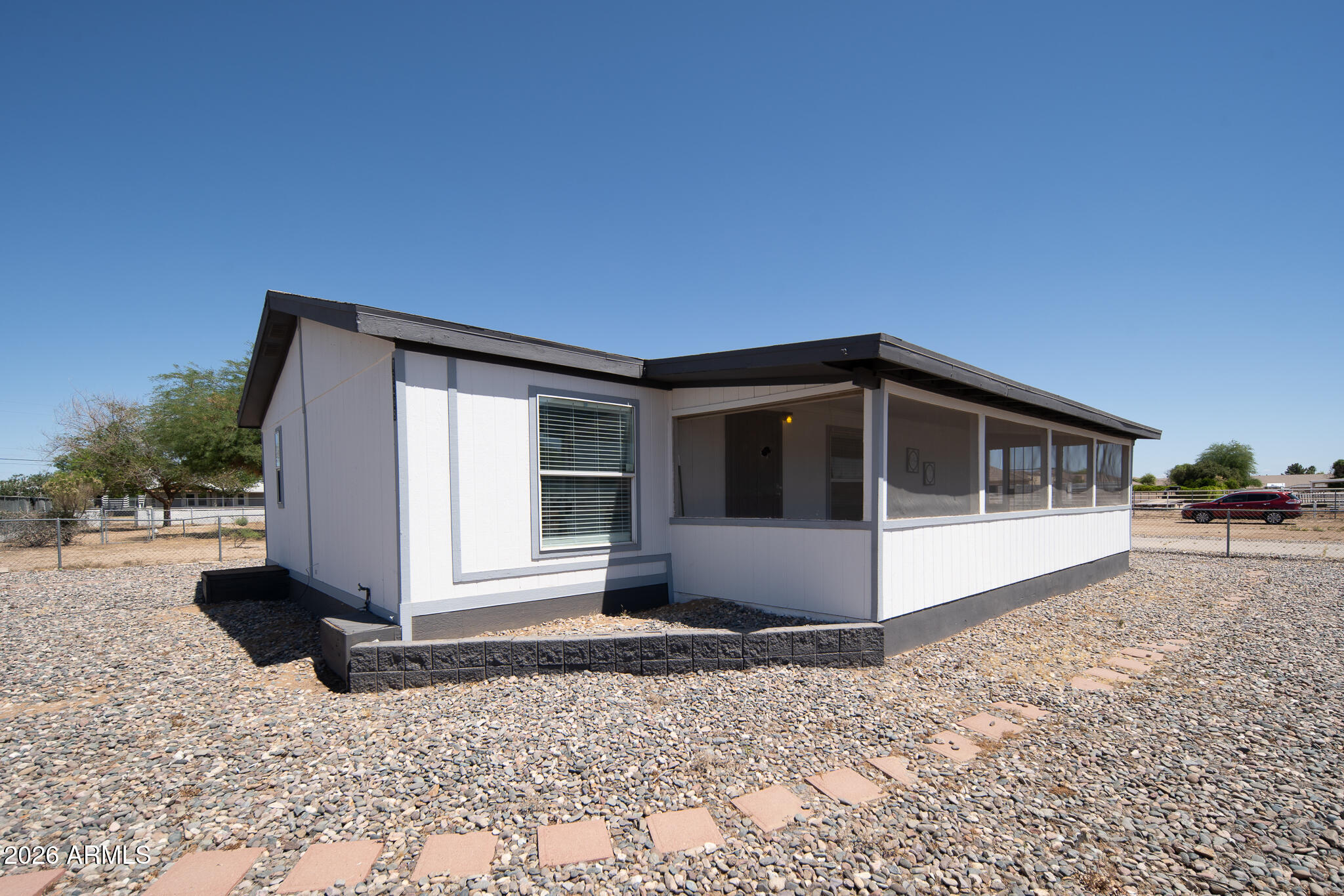 16208 W VISTA Avenue