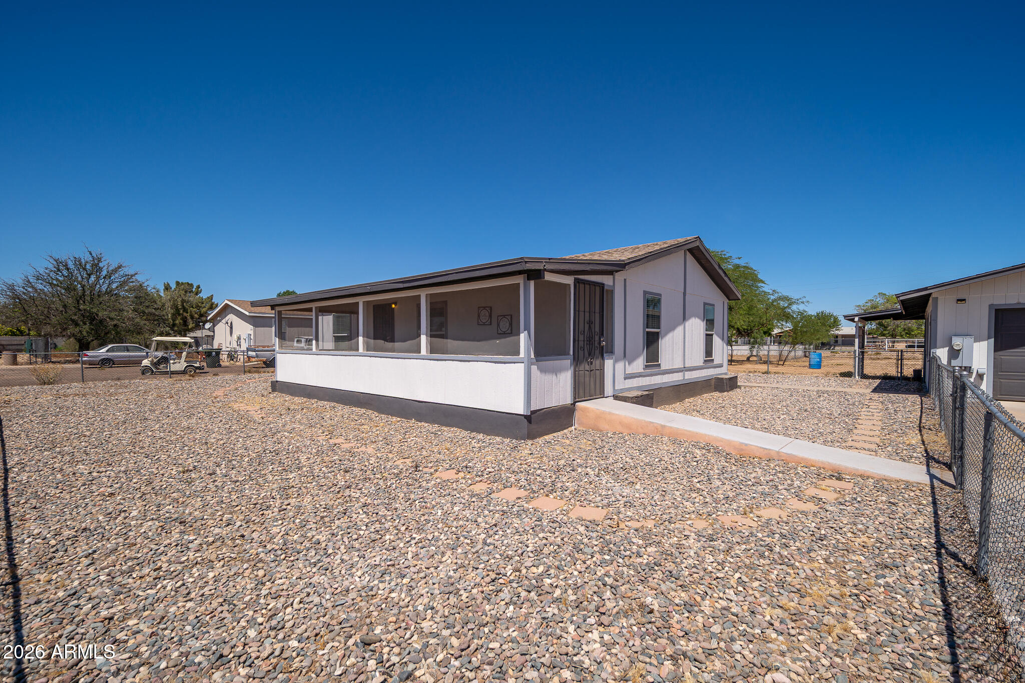 16208 W VISTA Avenue