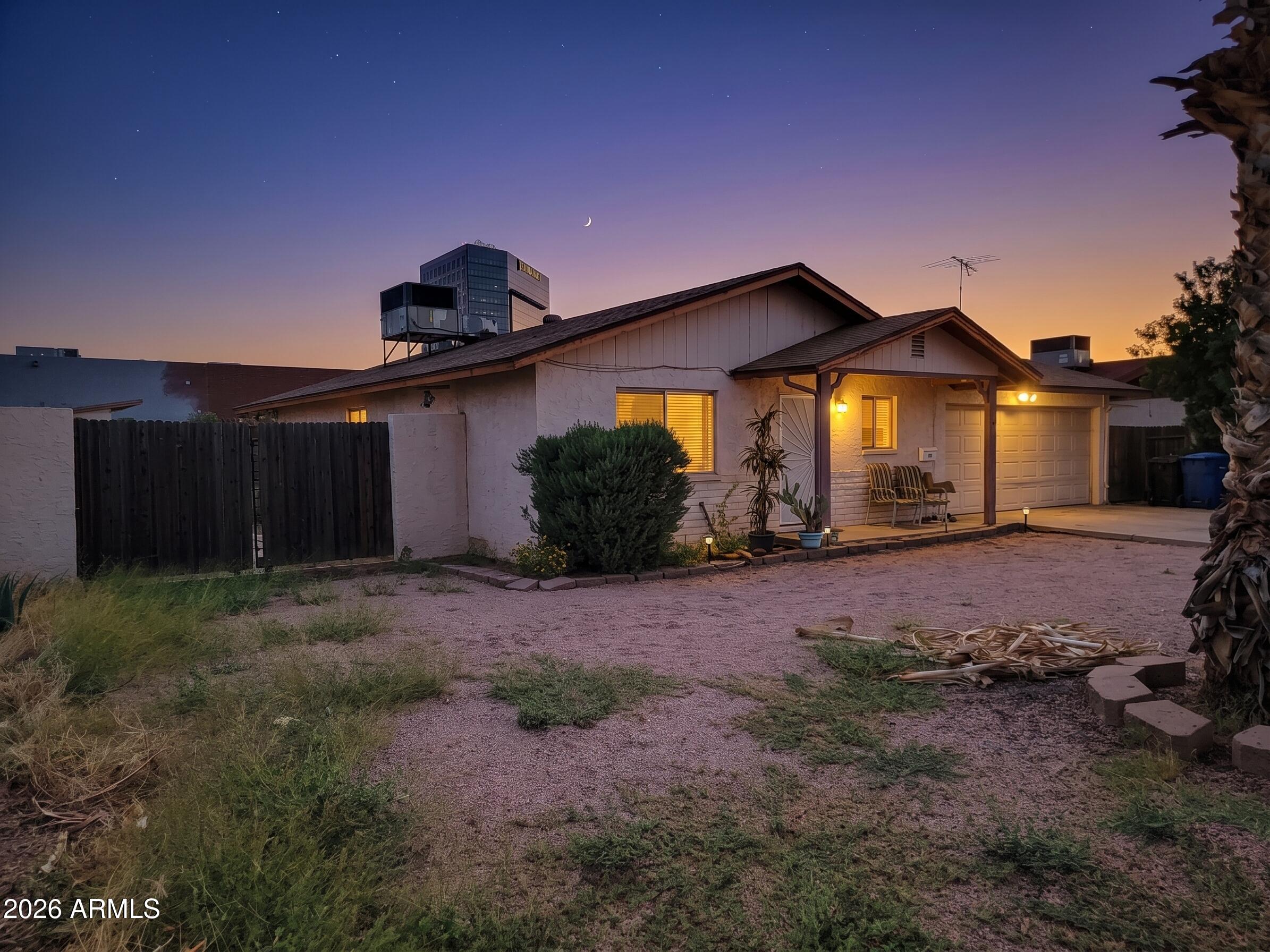 1105 W FRITO Avenue