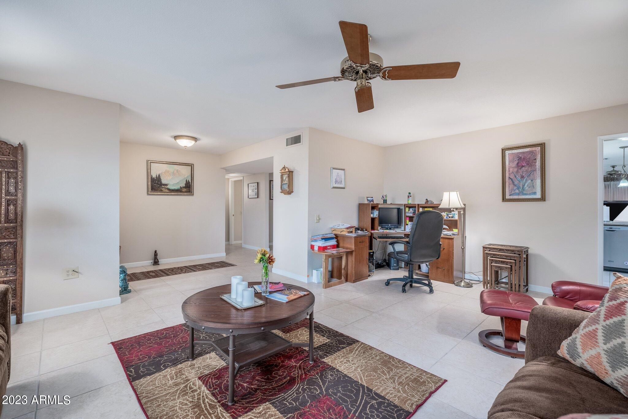 13227 W LA TERRAZA Drive