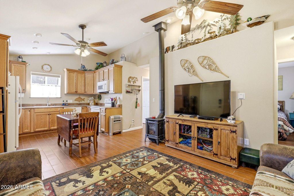 Photo of 2112 Fishermans Road, Overgaard, AZ 85933 (MLS # 7002700)