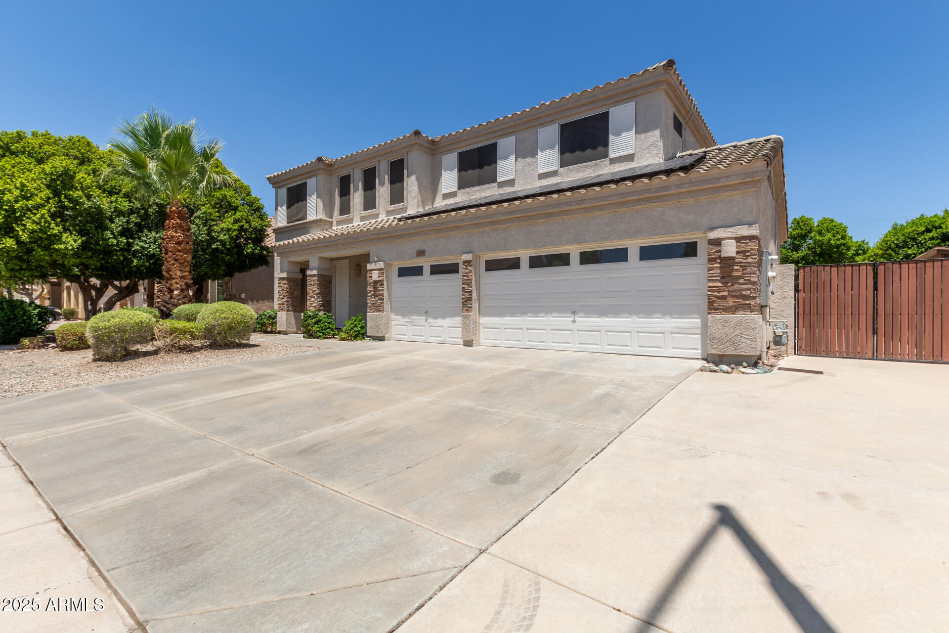 9426 W MELINDA Lane