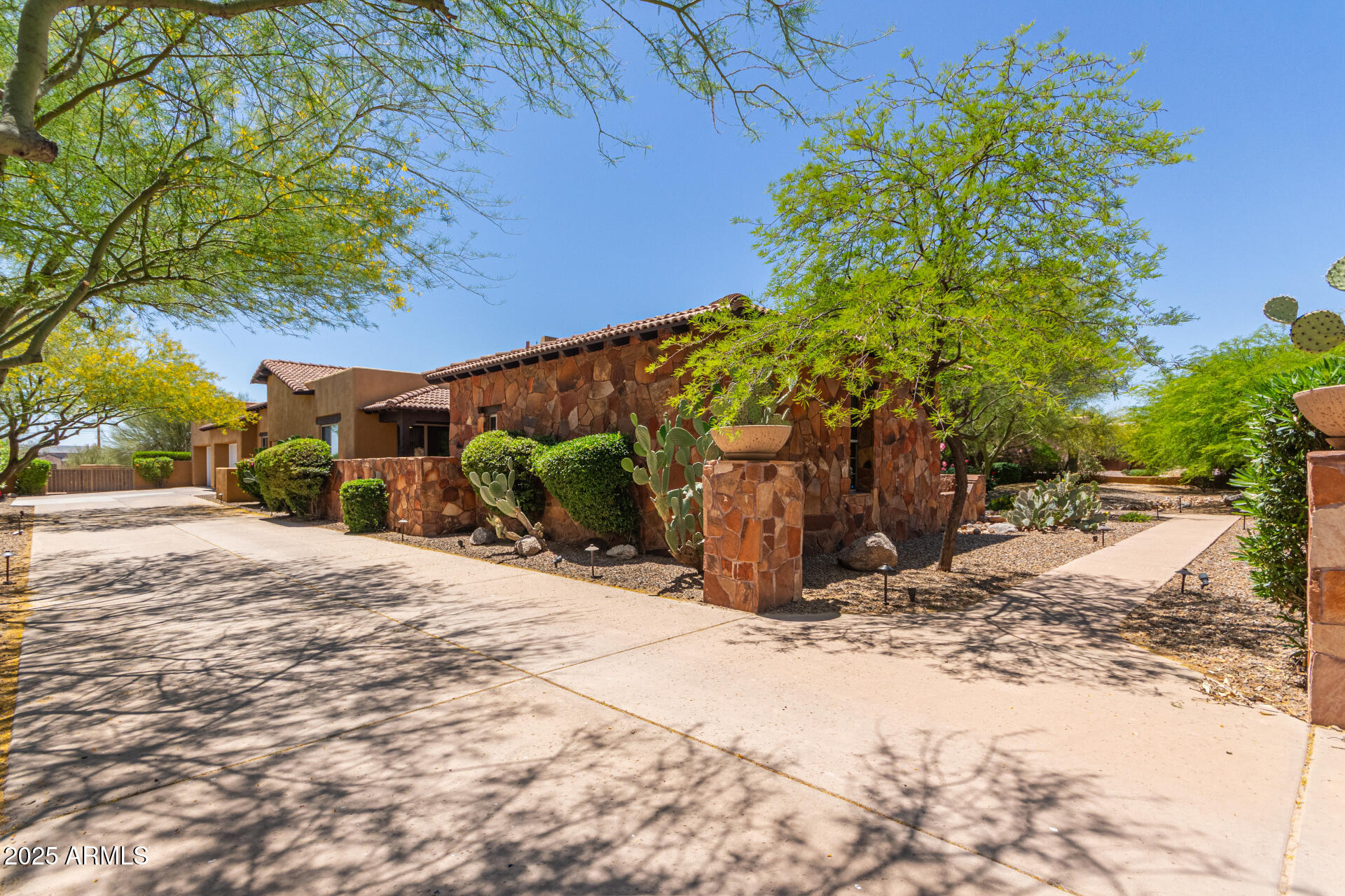 14619 E DESERT VISTA Trail