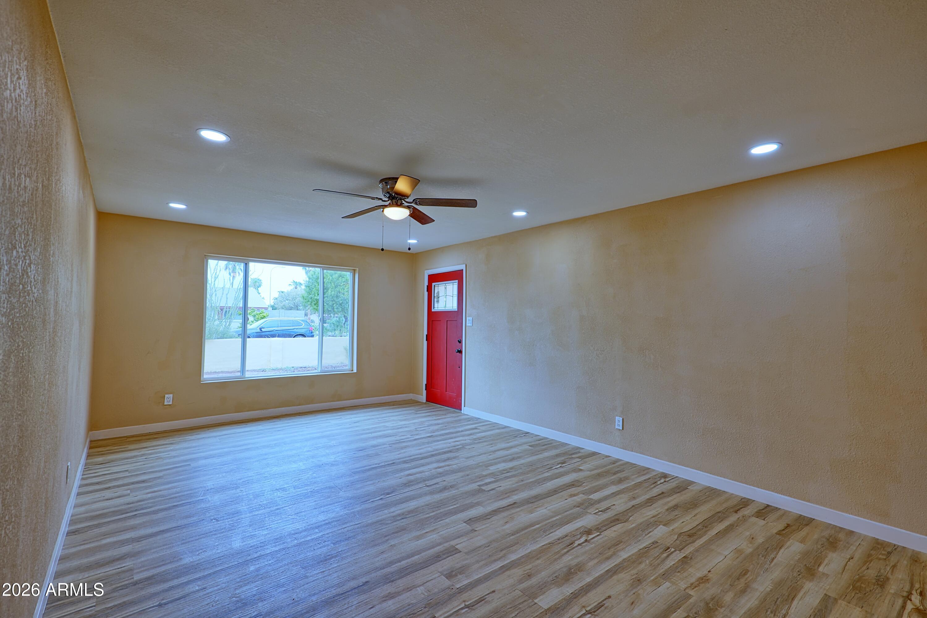 3 W DEL RIO Drive