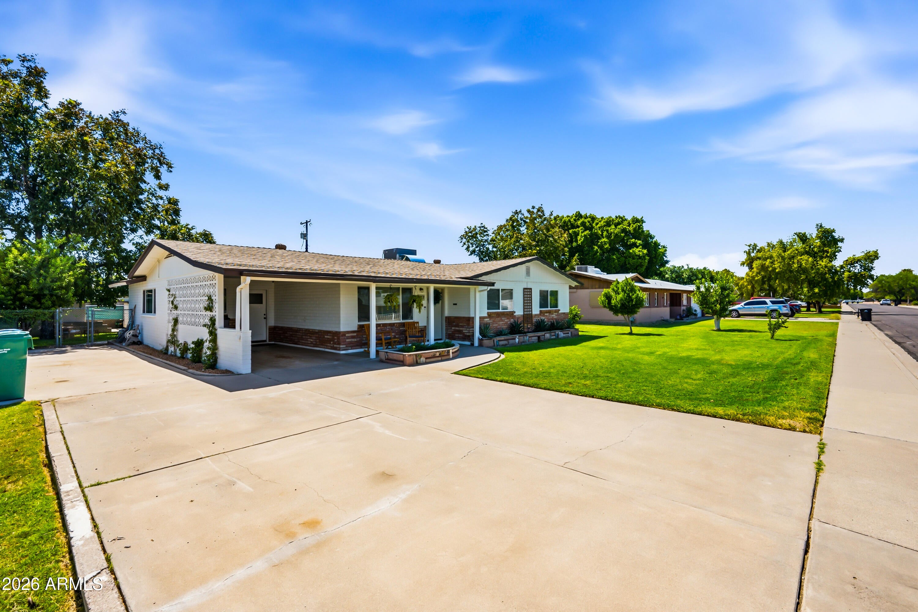 1117 E 7TH Place