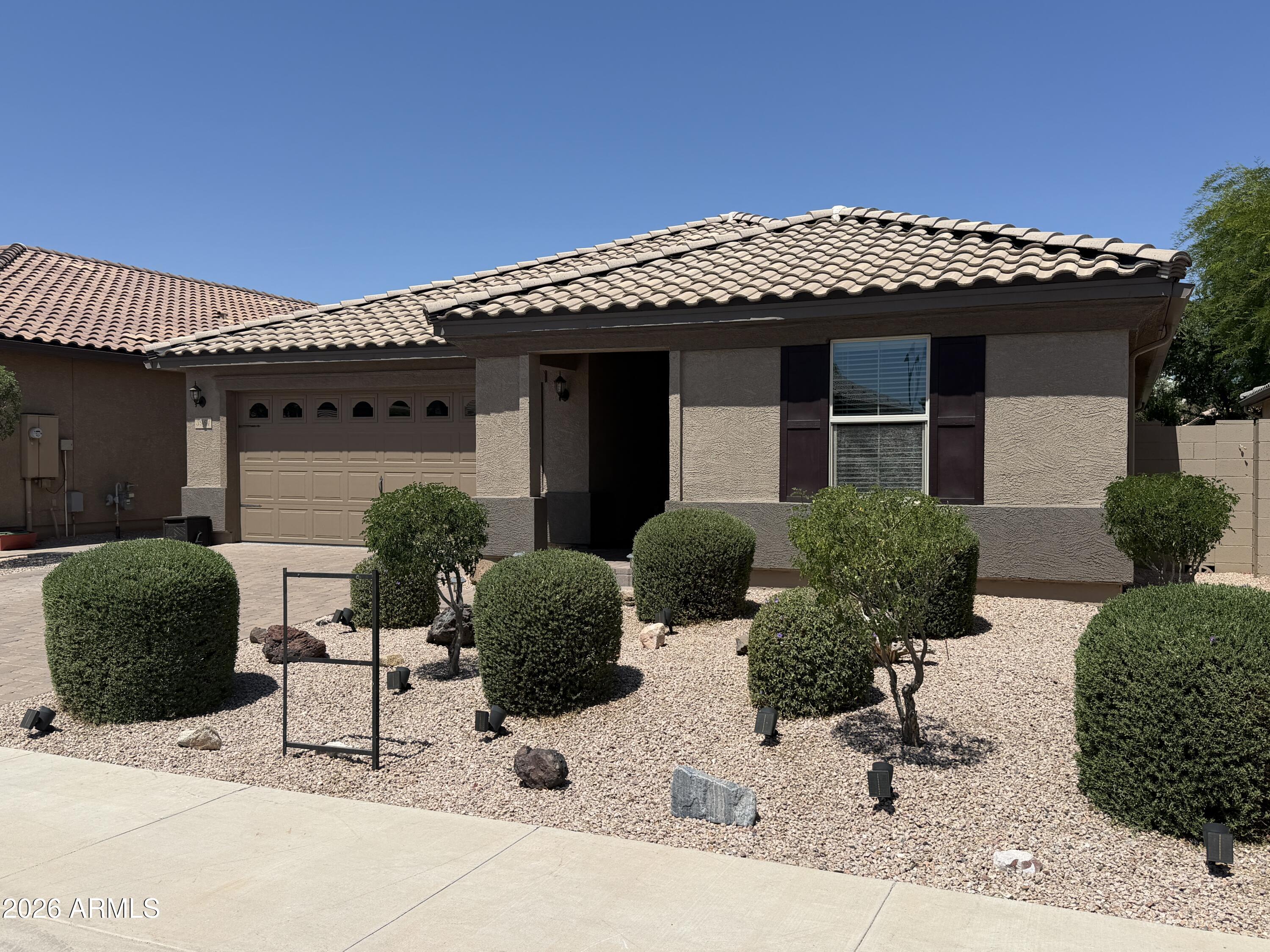 3964 E LIBERTY Lane E