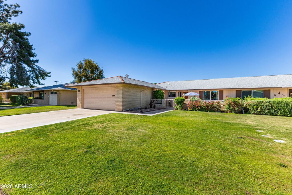 Photo of 15666 N Lakeforest Drive, Sun City, AZ 85351 (MLS # 6996014)