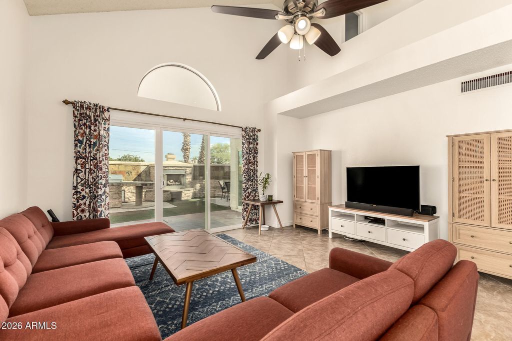 Photo of 525 N Redrock Street, Gilbert, AZ 85234 (MLS # 6989531)