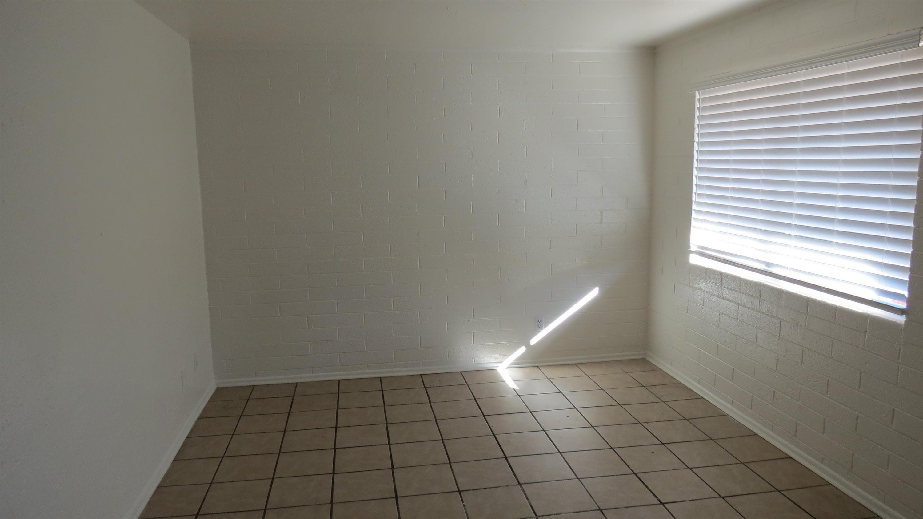 4329 N Longview Avenue 2