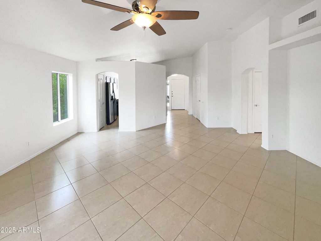 Photo of 6156 W Blackhawk Drive, Glendale, AZ 85308 (MLS # 6949721)