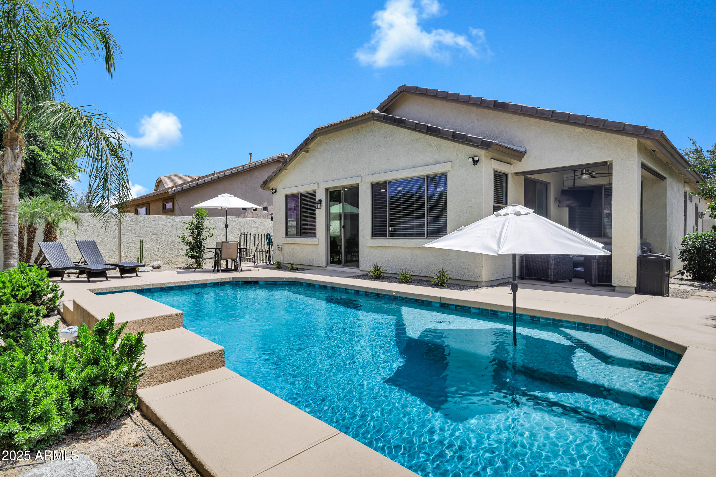 3676 E JANELLE Way