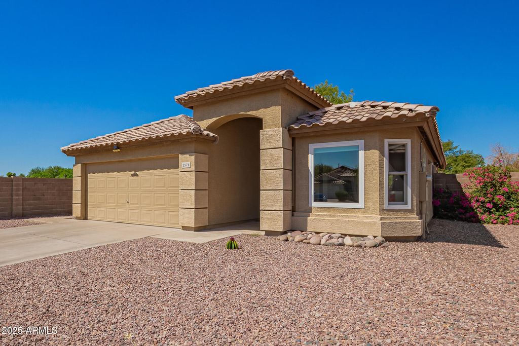 Photo of 2574 E Kent Avenue, Gilbert, AZ 85296 (MLS # 6922730)