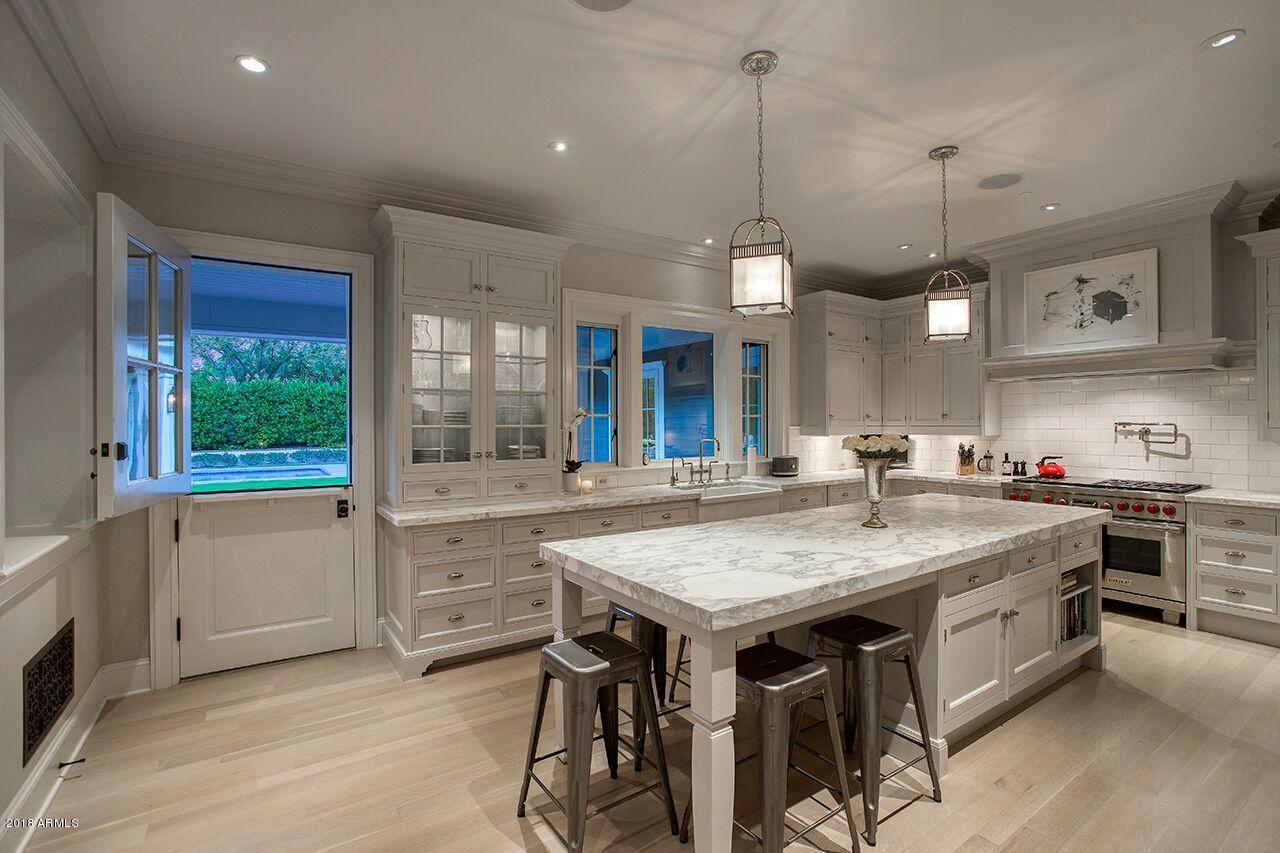 CAMELVIEW - Residential