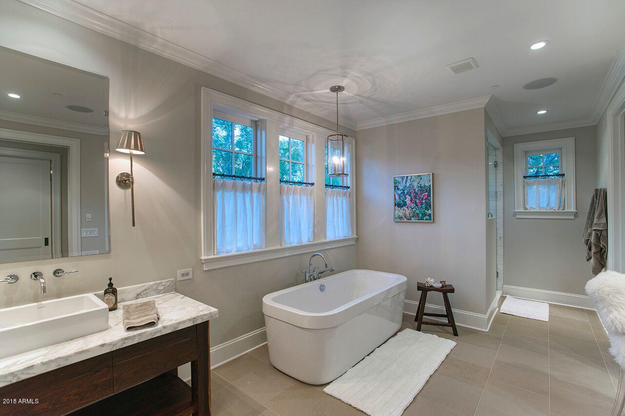 CAMELVIEW - Residential
