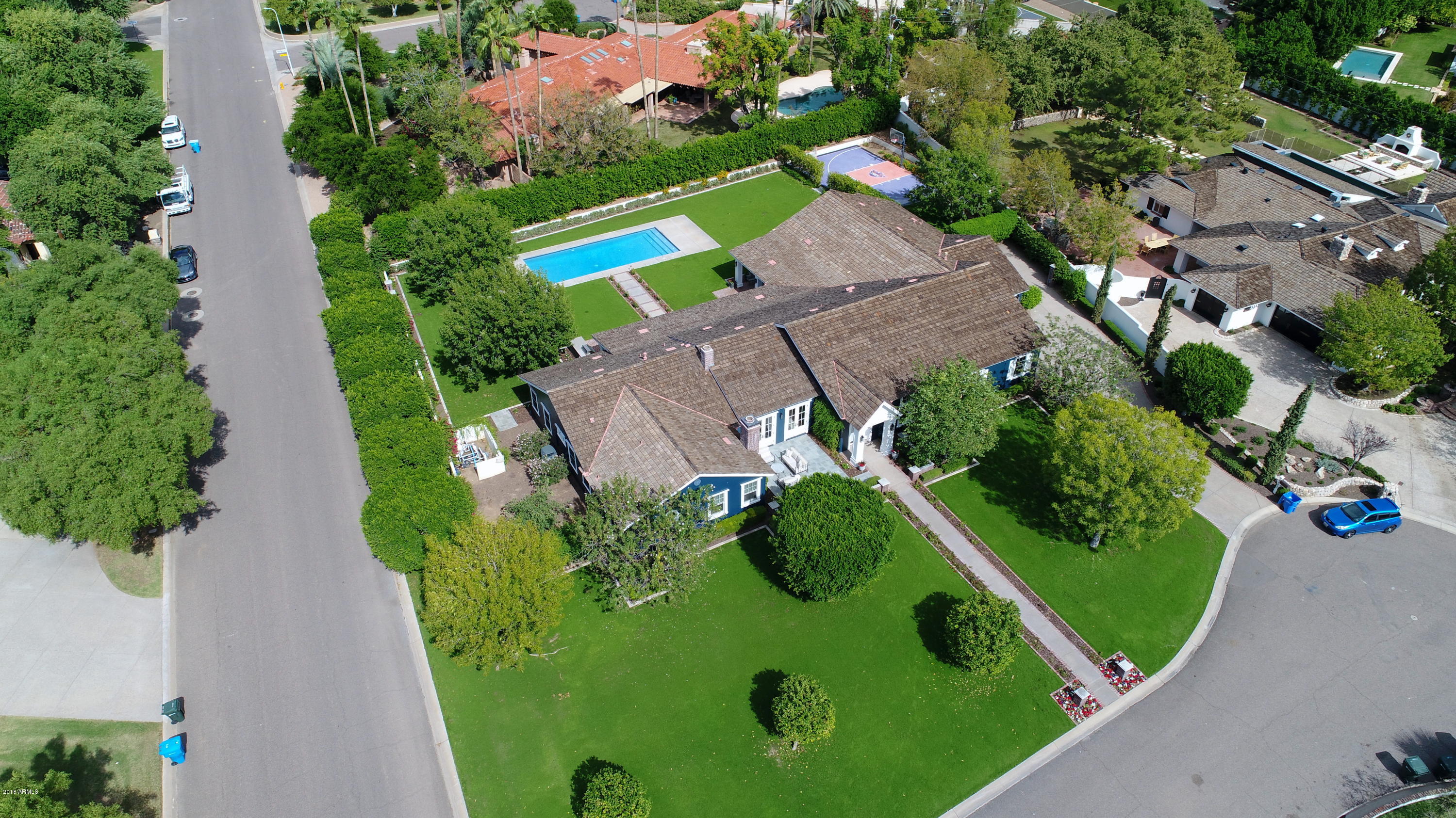 CAMELVIEW - Residential