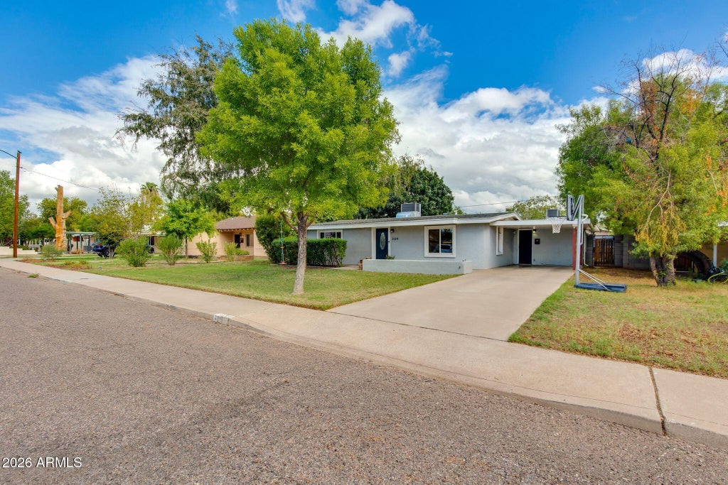 Photo of 3139 N 21st Place, Phoenix, AZ 85016 (MLS # 7094812)