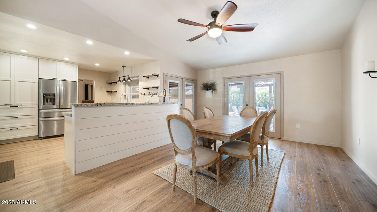 12441 W SPRING RIDGE Drive